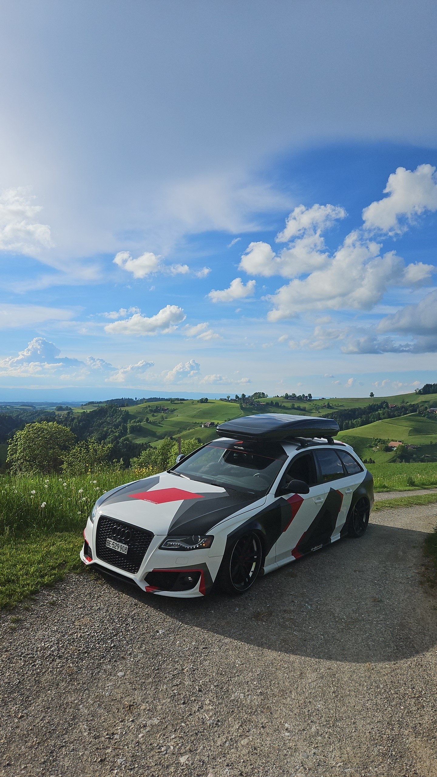 AUDI 2.0 TDI 170 quattro-image-4