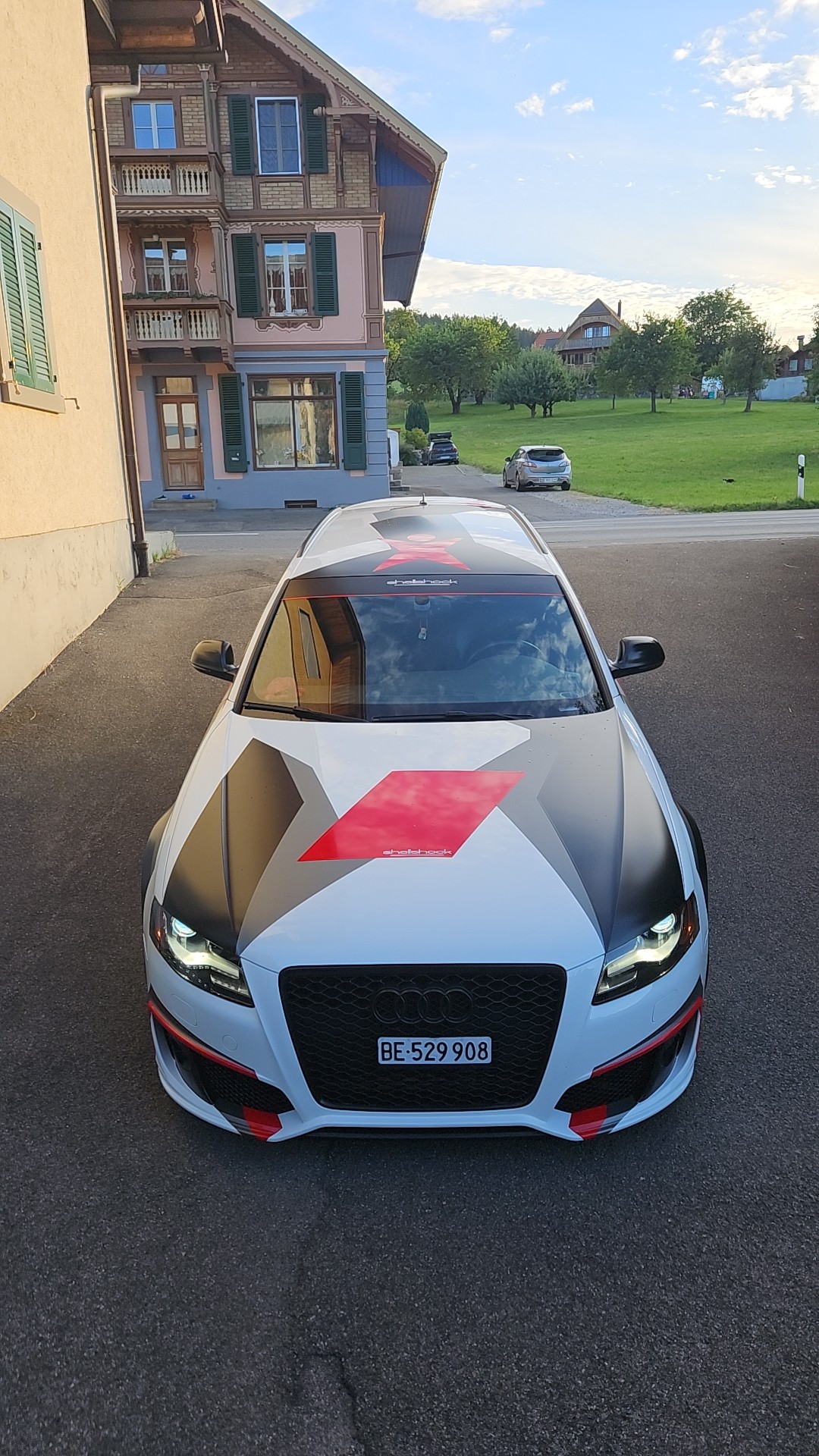 AUDI 2.0 TDI 170 quattro-image-3