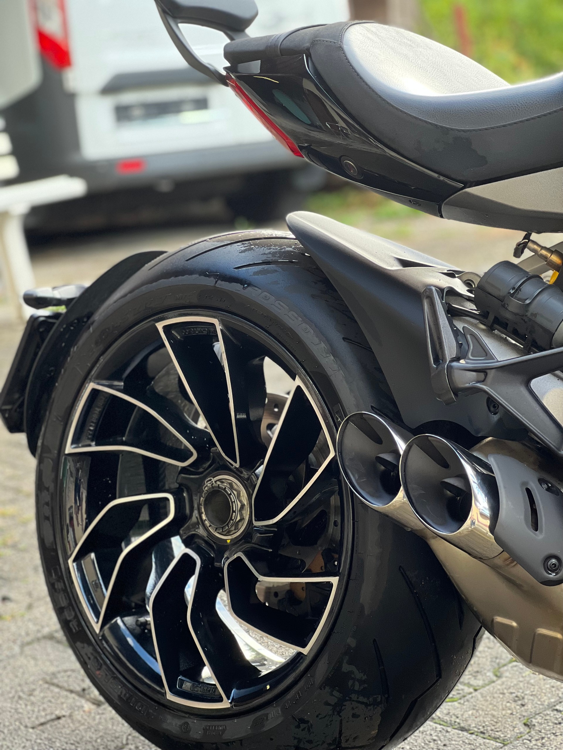 DUCATI XDiavel 1260 S-image-3