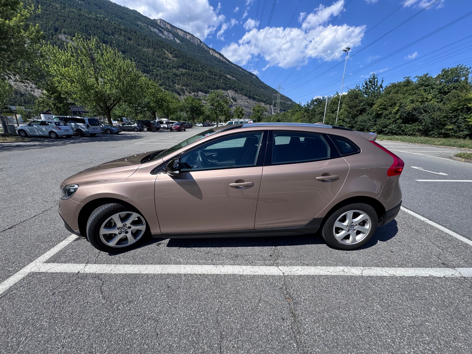 VOLVO 2.0 D3 Momentum S/S-image-2