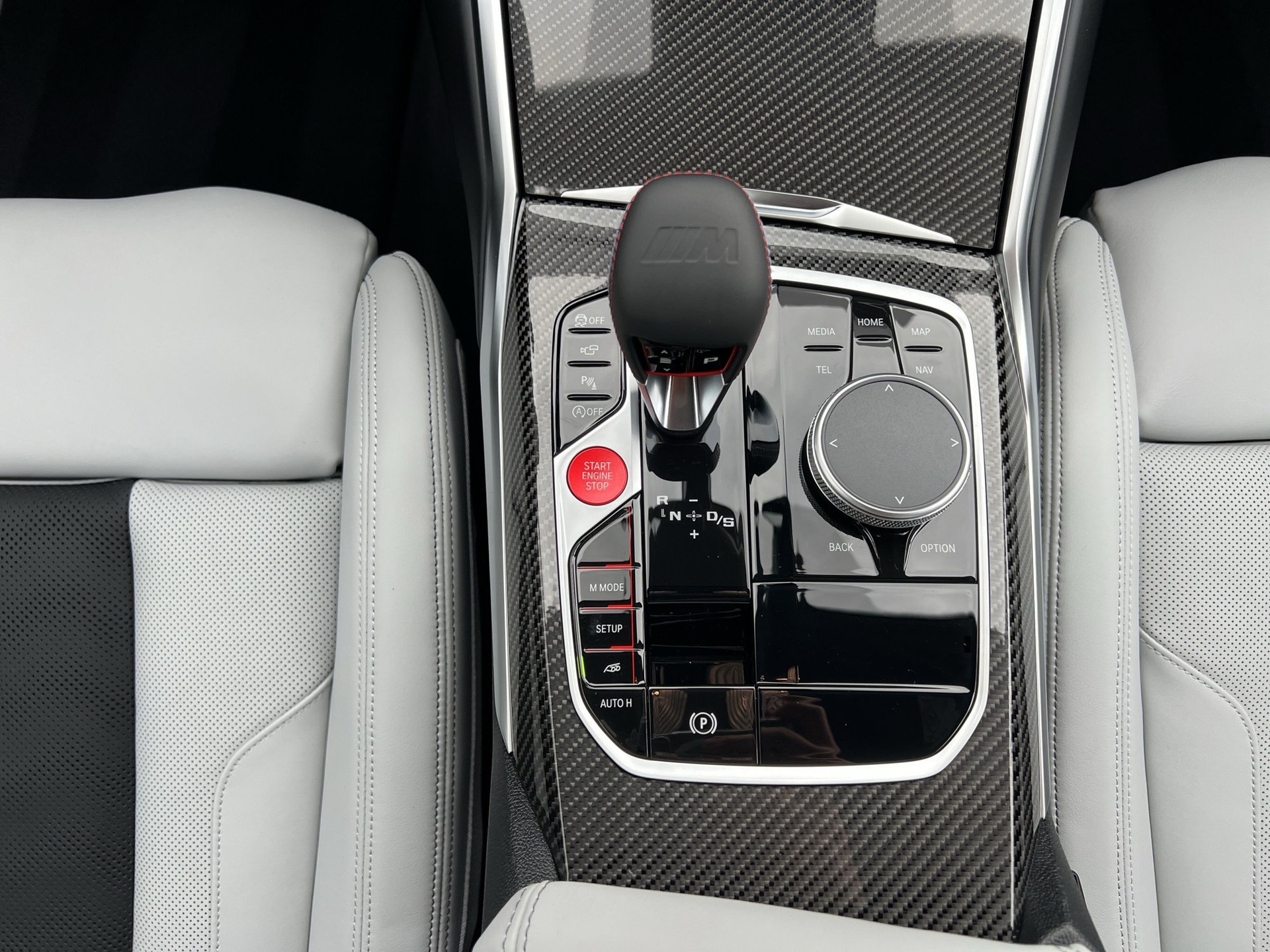 BMW M3 Competition M xDrive-image-12