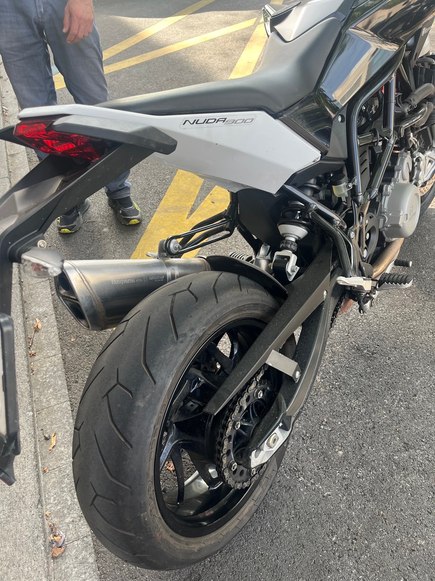 HUSQVARNA NUDA-image-4