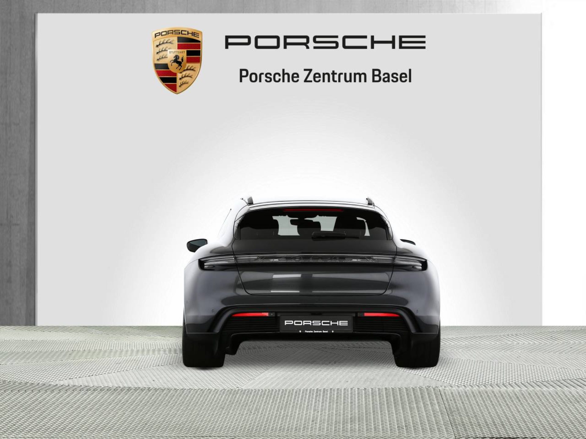 PORSCHE Taycan 4 Cross Turismo-image-7