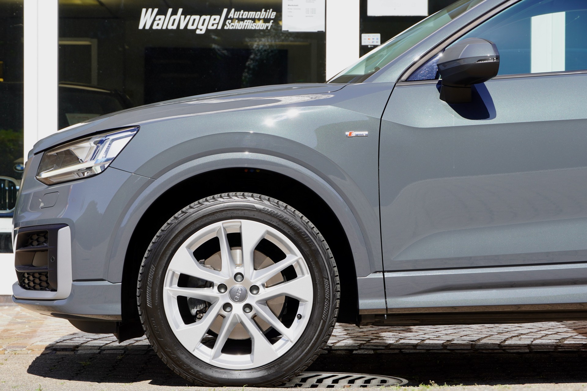 AUDI Q2 2.0 TDI design quattro S-tronic-image-4