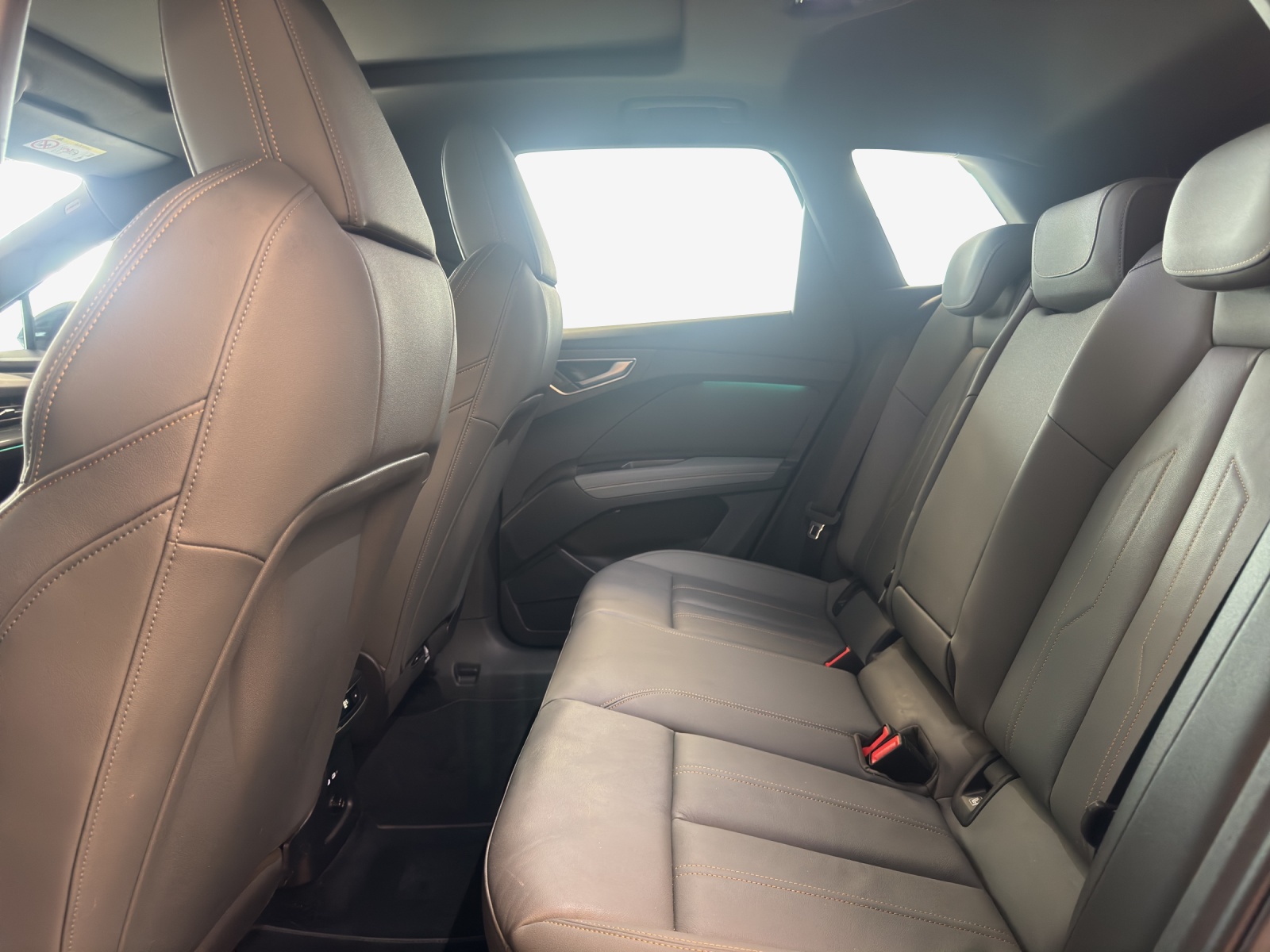 AUDI Q4 e-tron 50 quattro-image-11