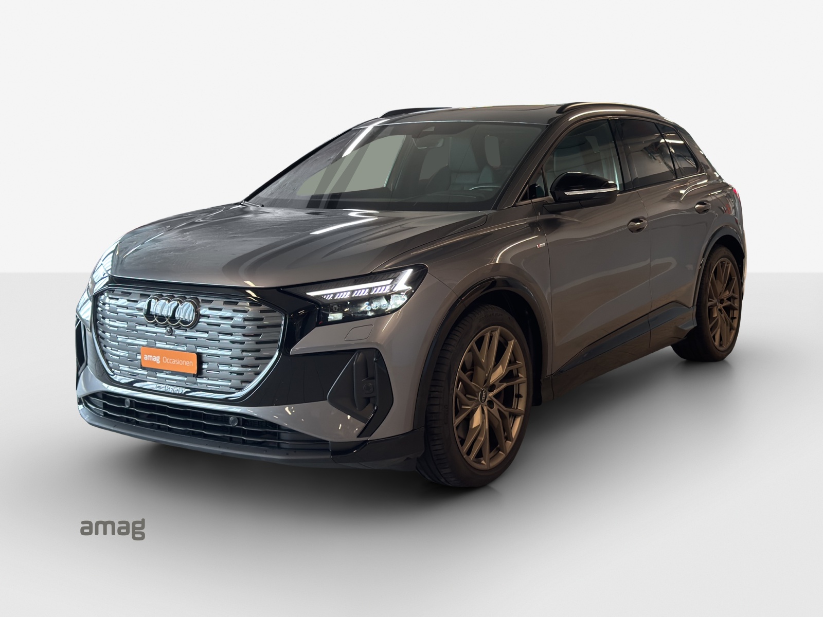 AUDI Q4 e-tron 50 quattro