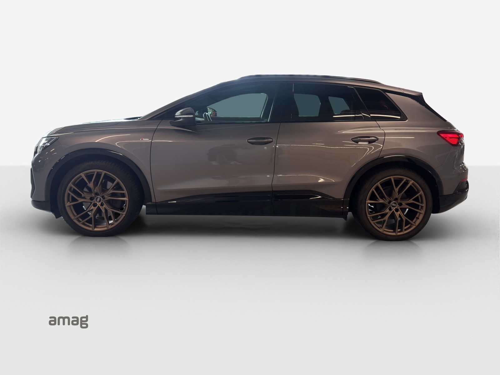 AUDI Q4 e-tron 50 quattro-image-1