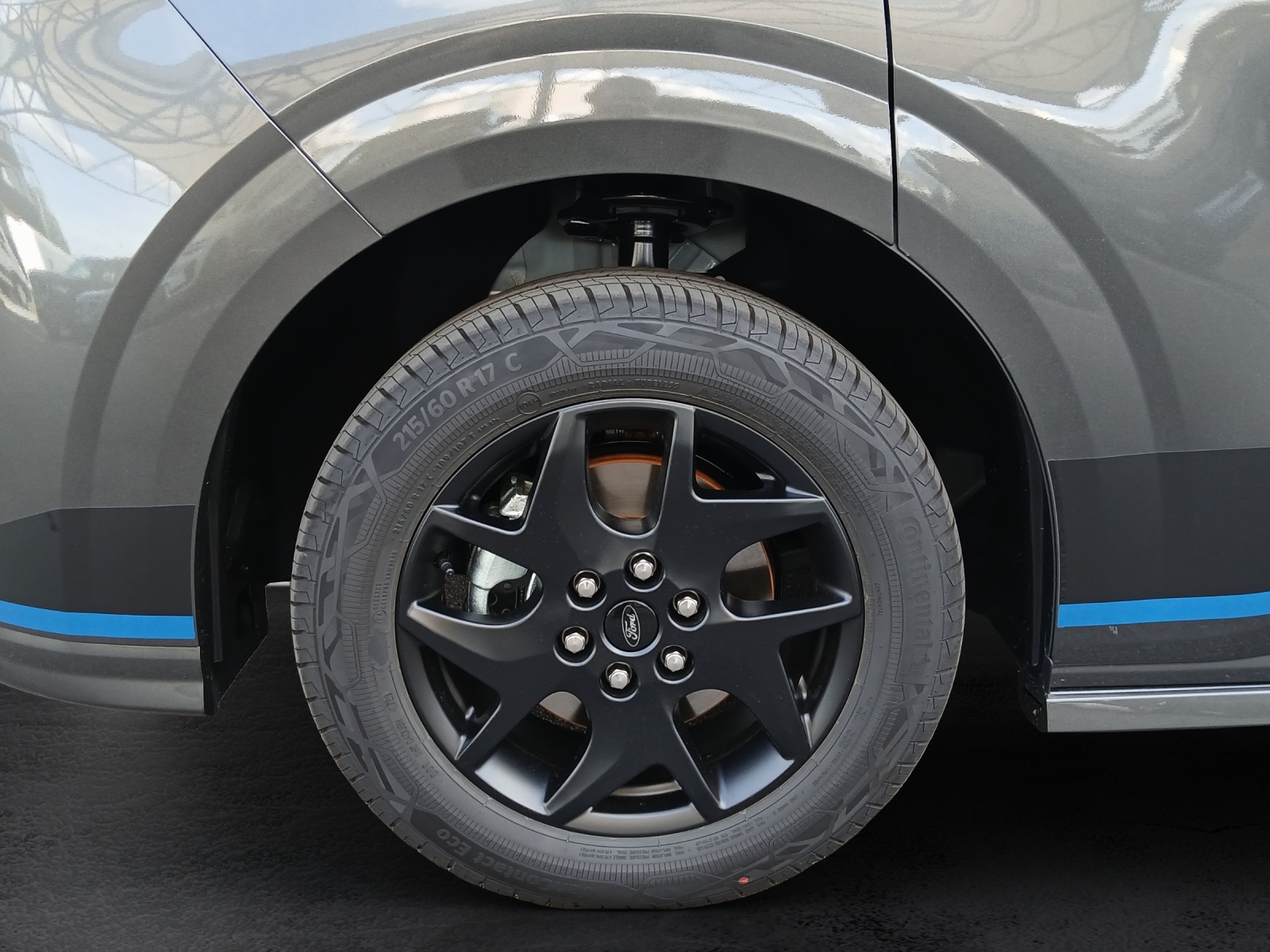 FORD Tourneo Custom Bus 340 L1 2.5 Duratec 233 Sport PHEV-image-14