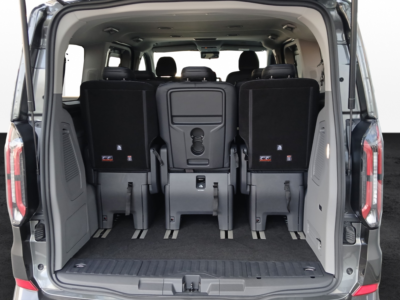 FORD Tourneo Custom Bus 340 L1 2.5 Duratec 233 Sport PHEV-image-13