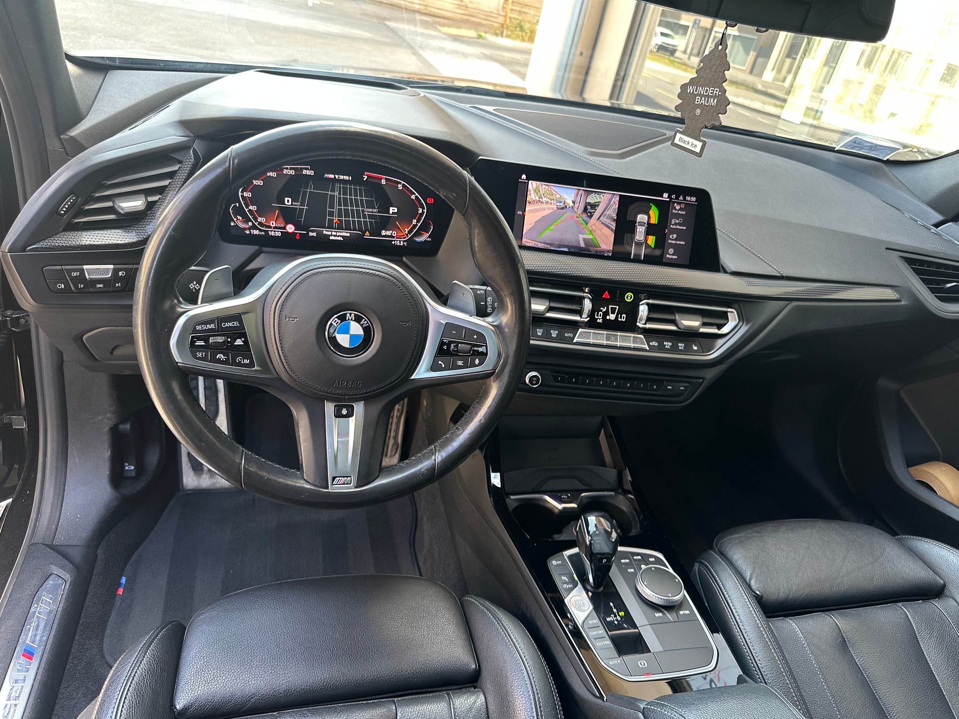 BMW M135i xDrive Steptronic-image-9
