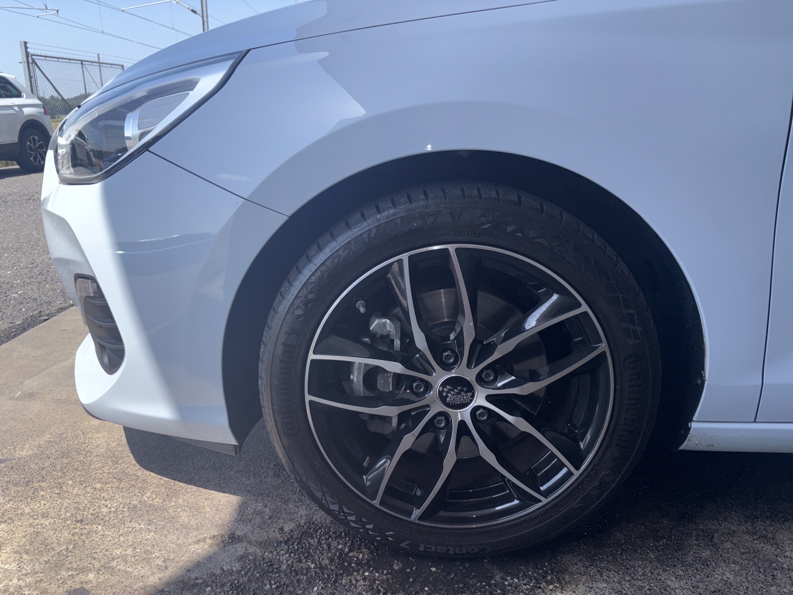 HYUNDAI i30 1.4 T-GDi Go Plus-image-13