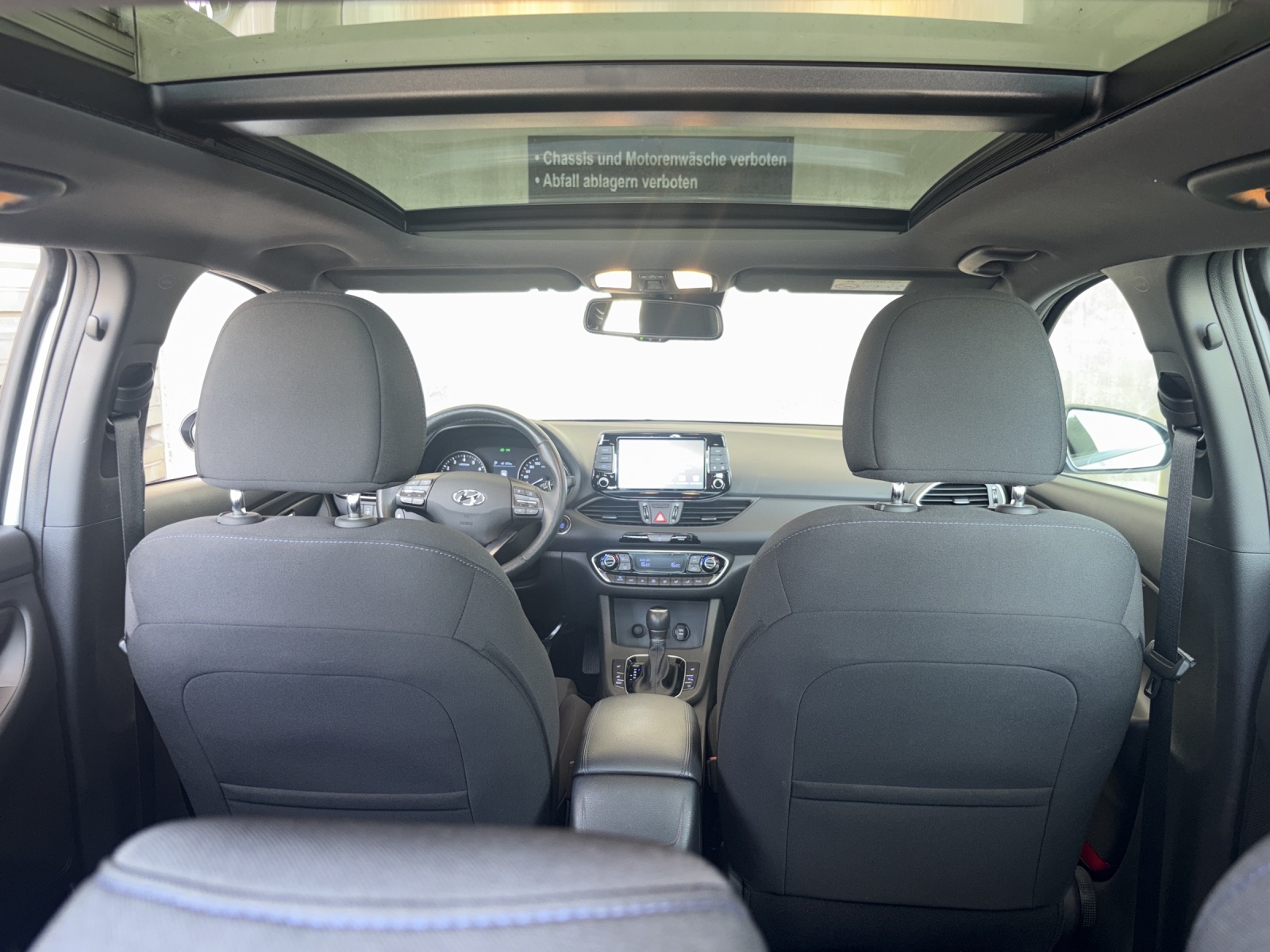 HYUNDAI i30 1.4 T-GDi Go Plus-image-8