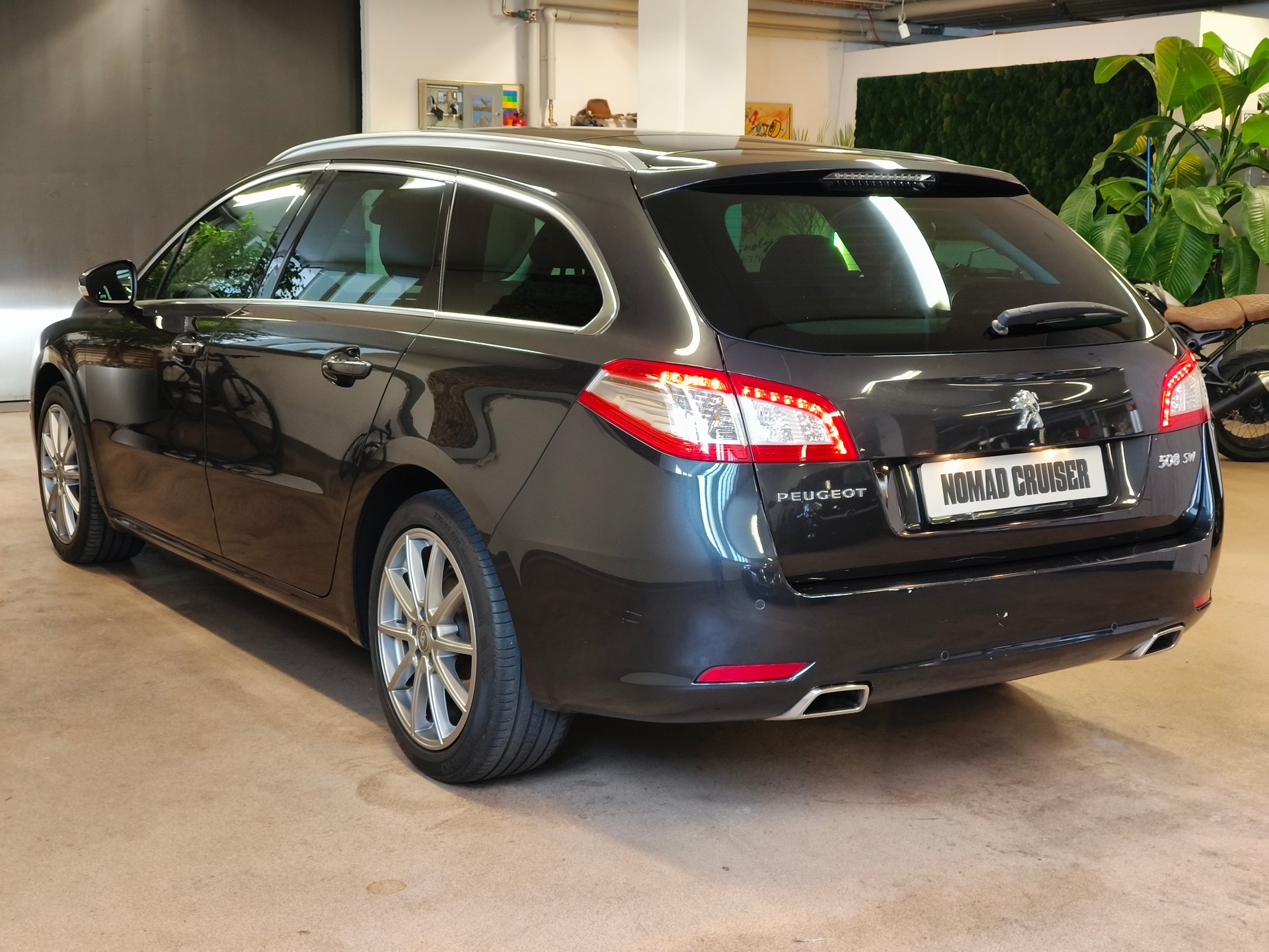 PEUGEOT 508 SW 2.2 HDI GT Automatic-image-11