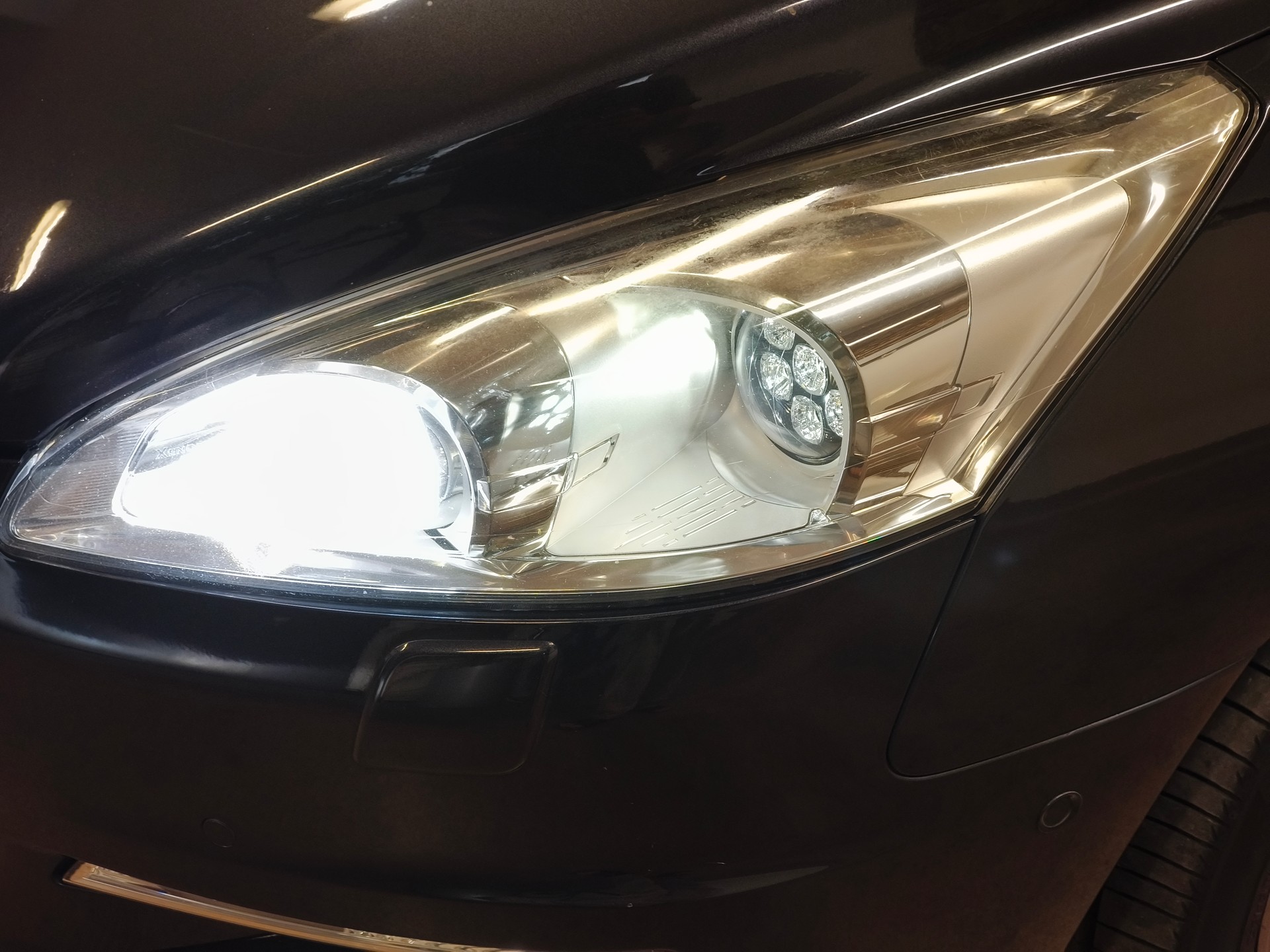 PEUGEOT 508 SW 2.2 HDI GT Automatic-image-2