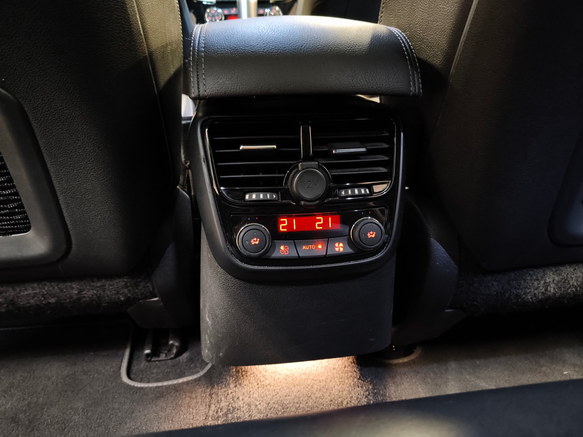 PEUGEOT 508 SW 2.2 HDI GT Automatic-image-19