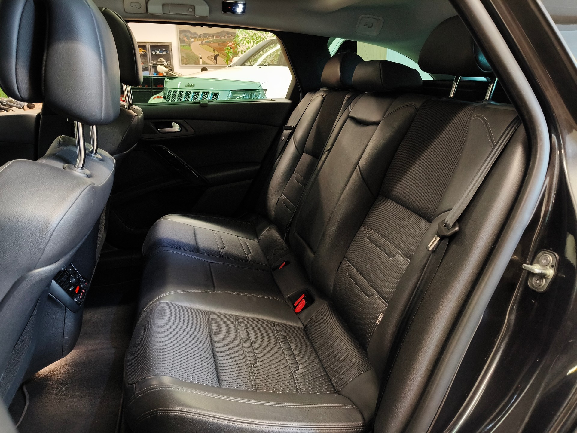PEUGEOT 508 SW 2.2 HDI GT Automatic-image-18