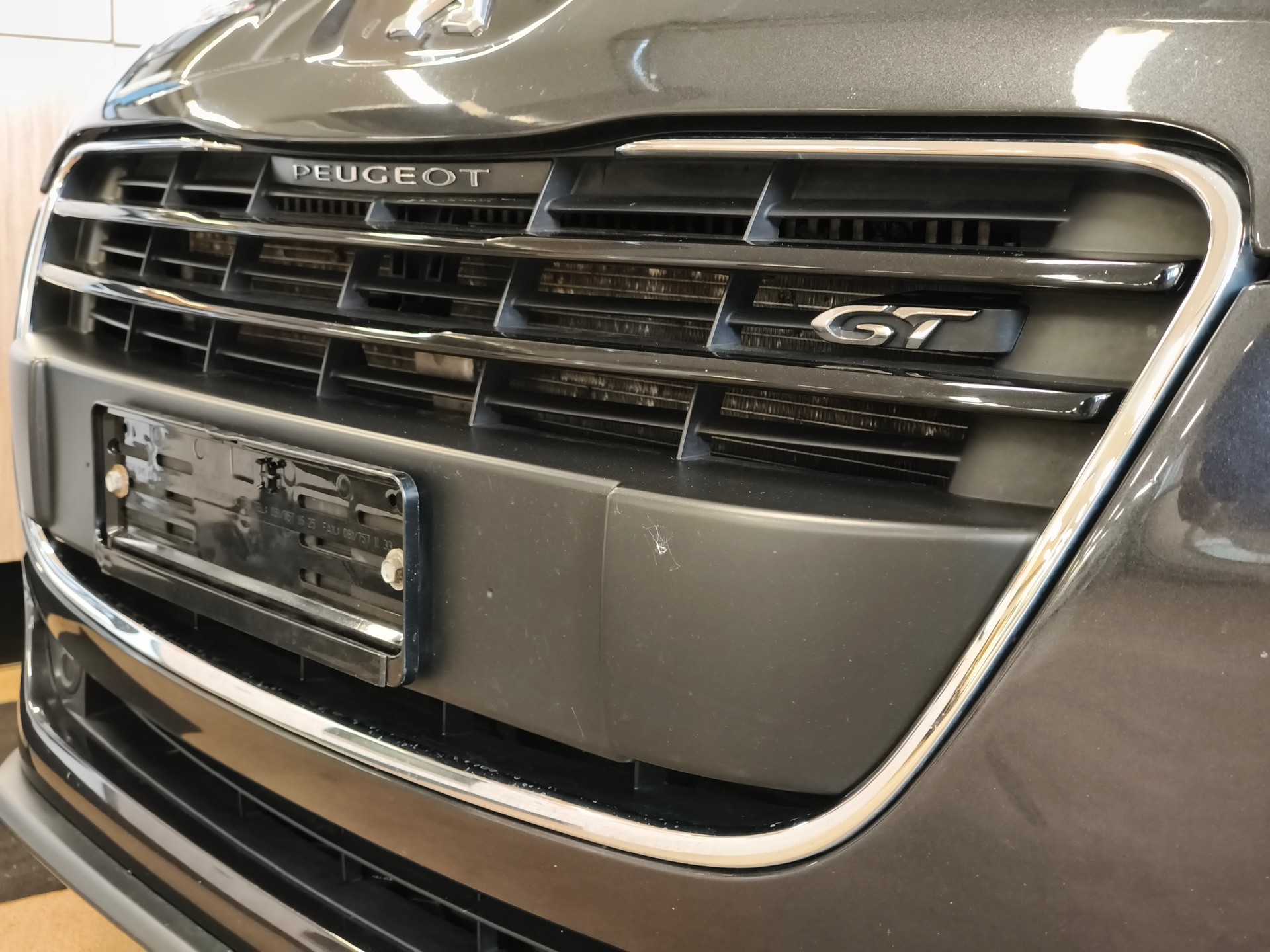 PEUGEOT 508 SW 2.2 HDI GT Automatic-image-3