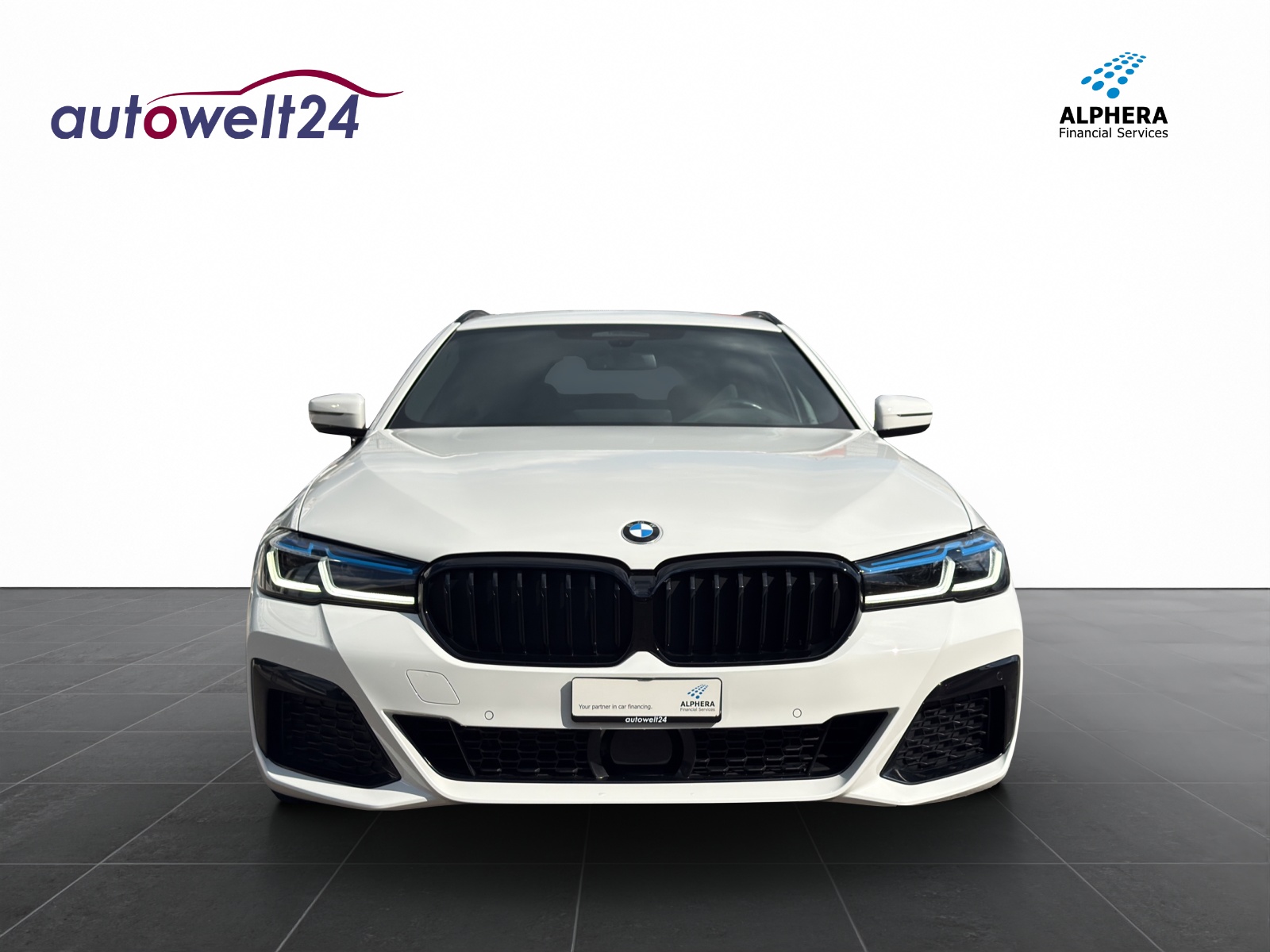 BMW 530d xDrive 48V Touring M Sport Steptronic-image-1