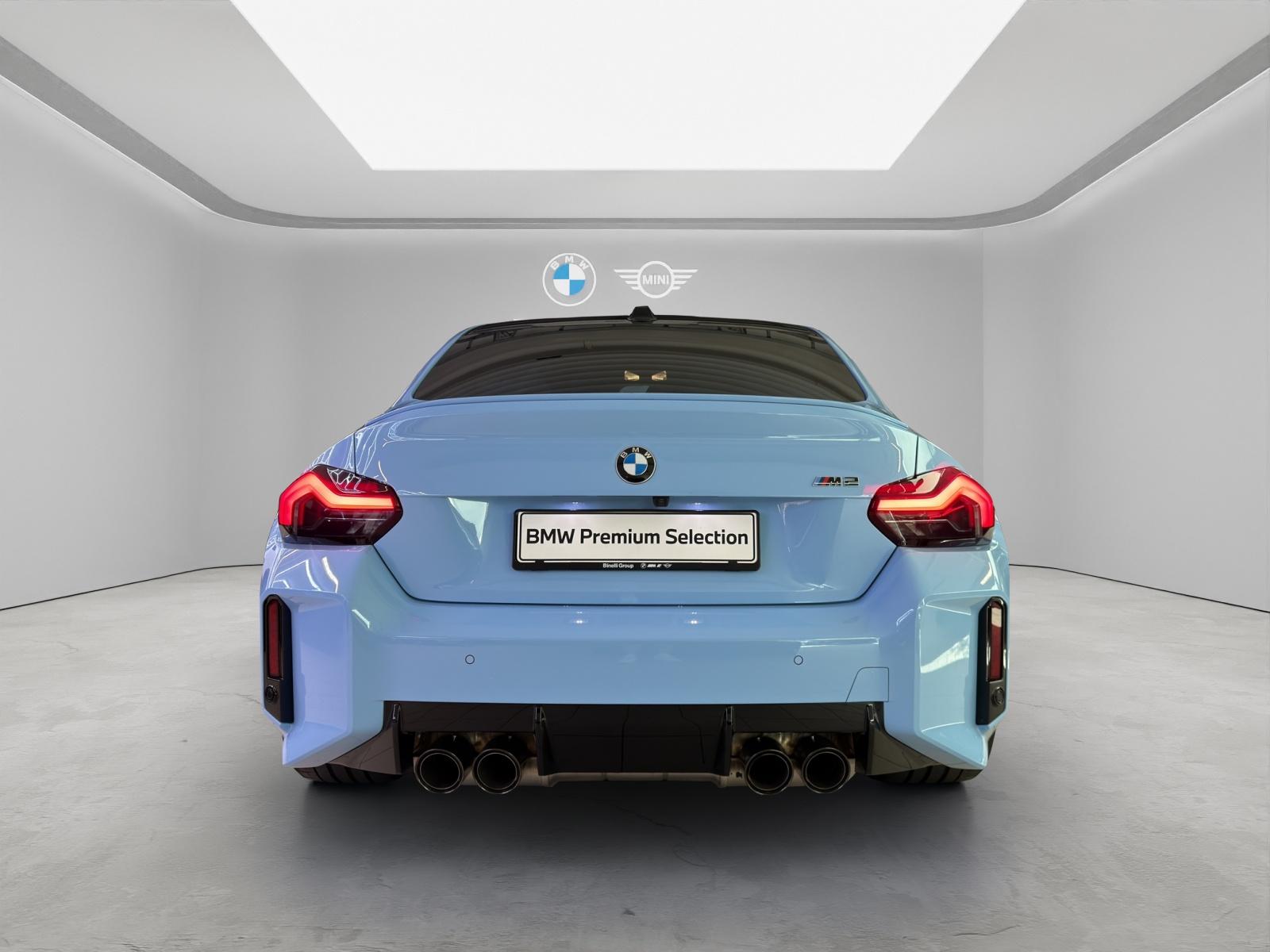 BMW M2 Coupé-showroom-element-3