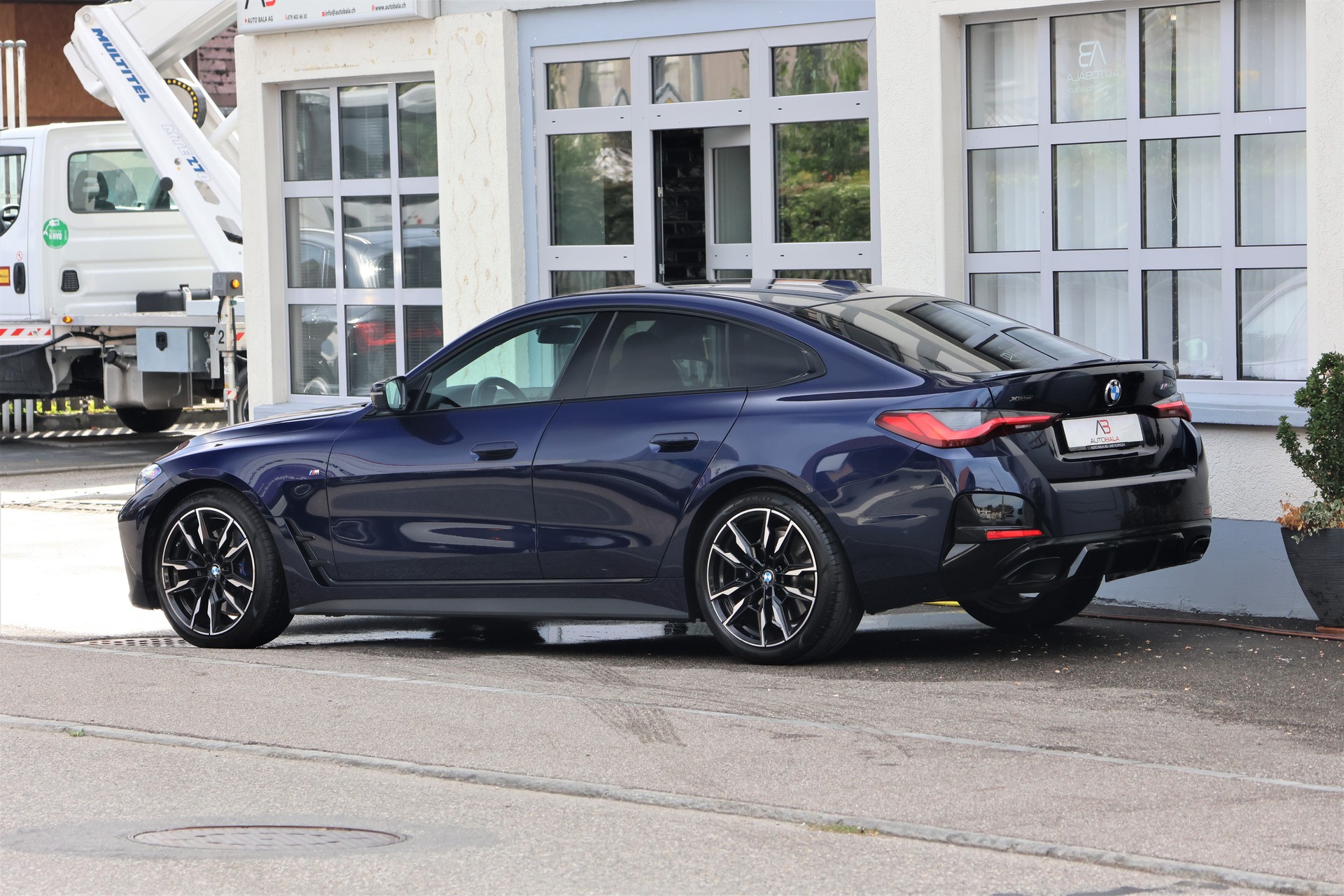 BMW M440i xDrive 48V Gran Coupé Steptronic (CH)-image-4