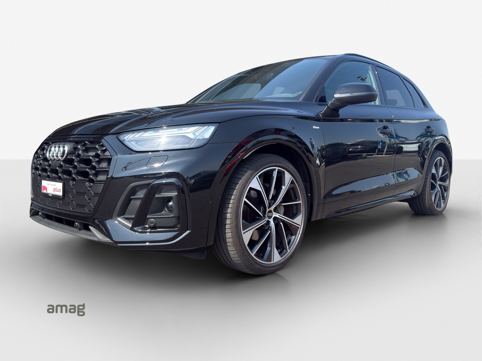 AUDI Q5 40 TDI Black Edition quattro S-tronic-image-0