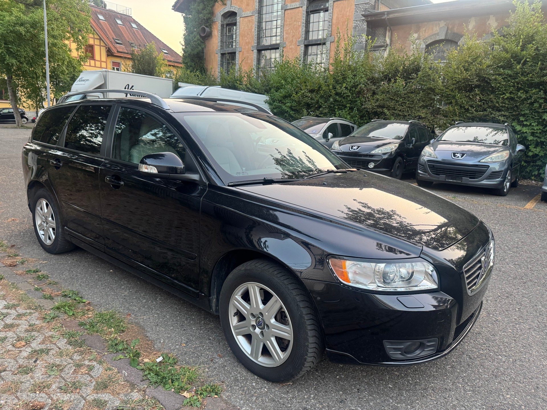VOLVO V50 T5 AWD Summum Geartronic-image-3