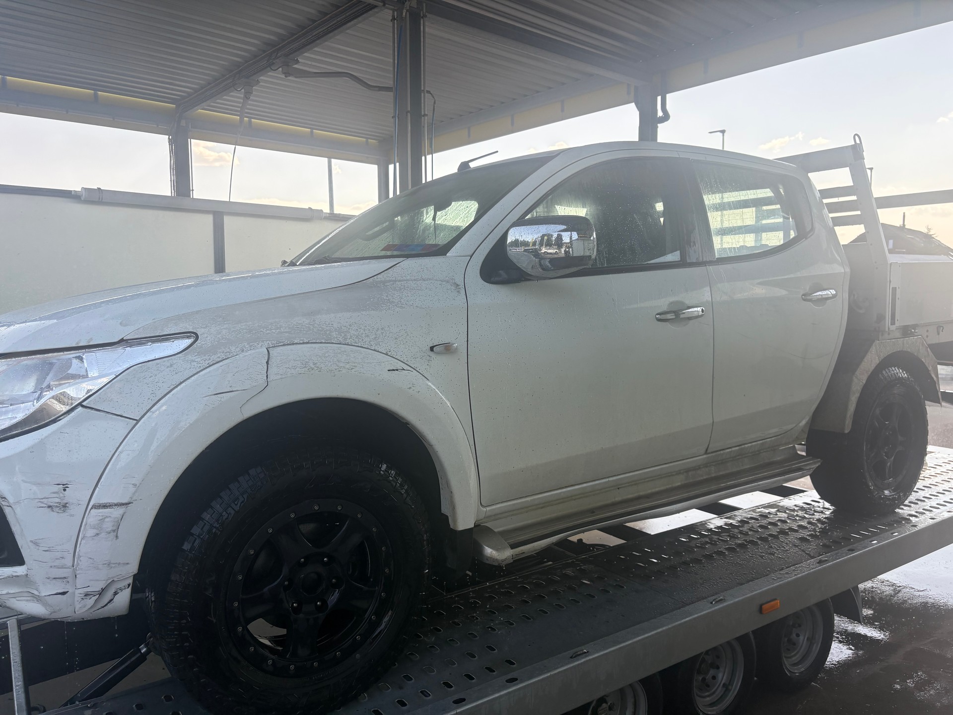 FIAT Fullback LX 2.4 MJ DC Swiss 4WD A-image-5