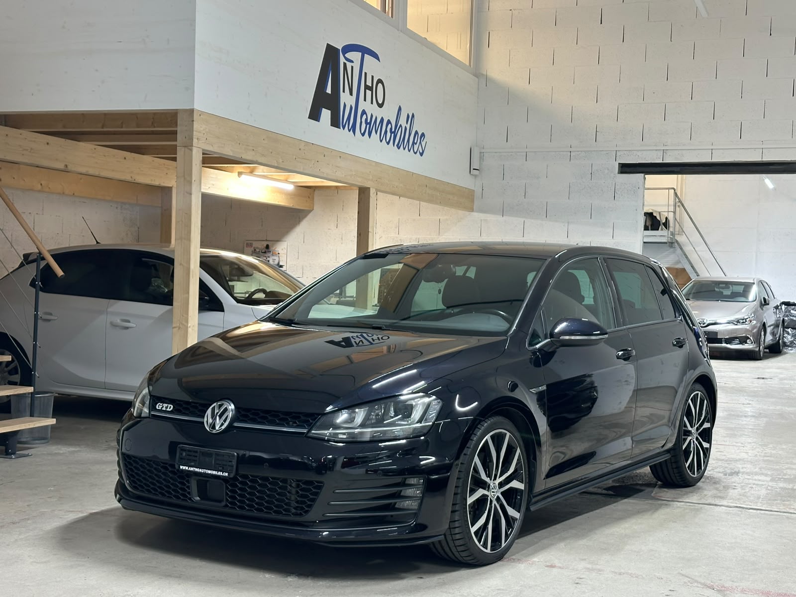 Car photo