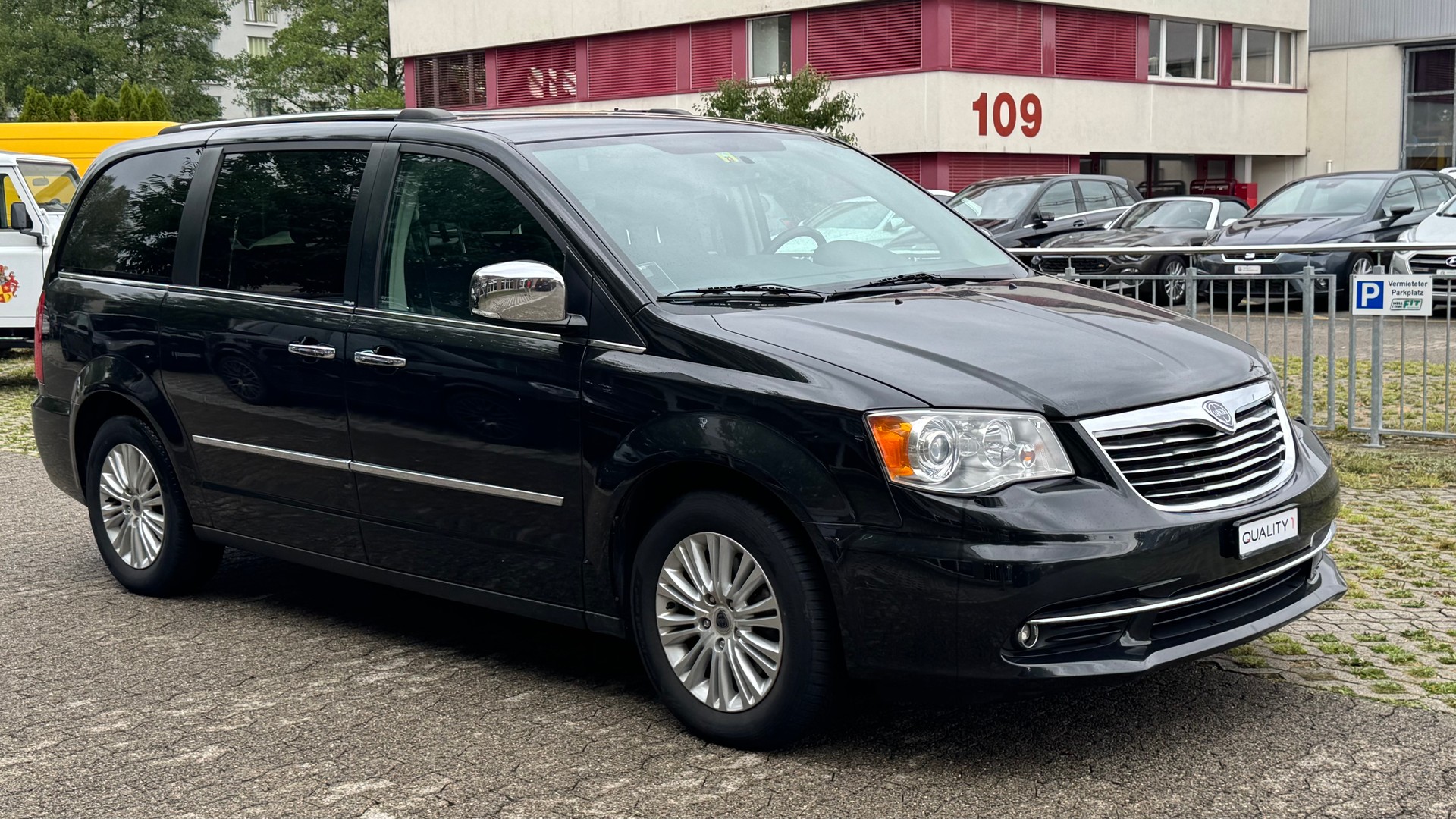 LANCIA Voyager 2.8D Gold Automatic-image-2
