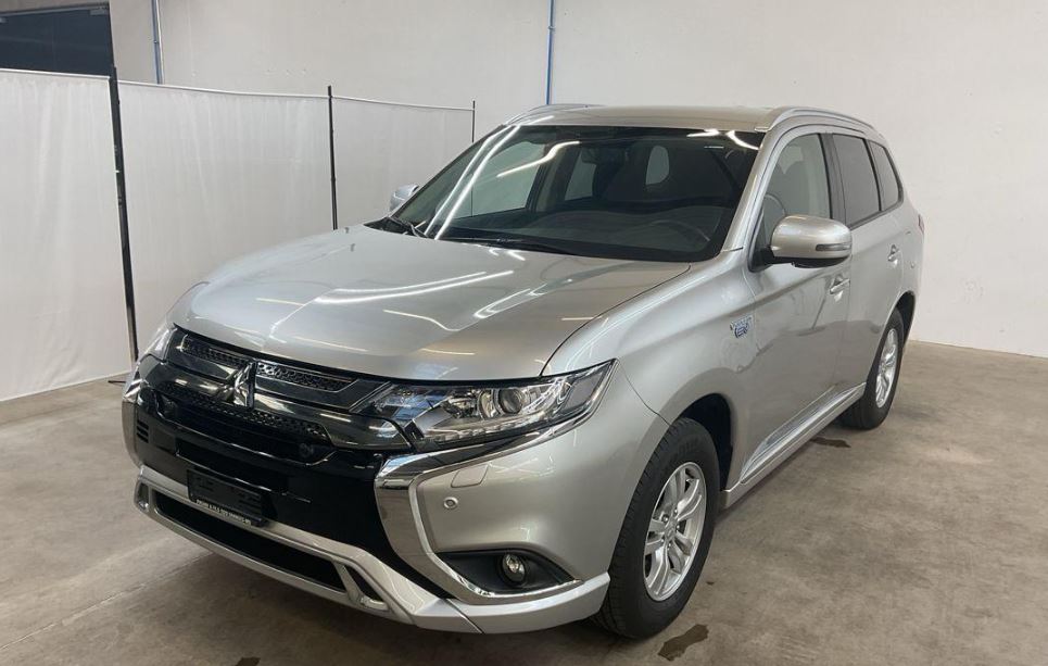 MITSUBISHI Outlander 2.4 PHEV Value 4WD Automatic-image-0