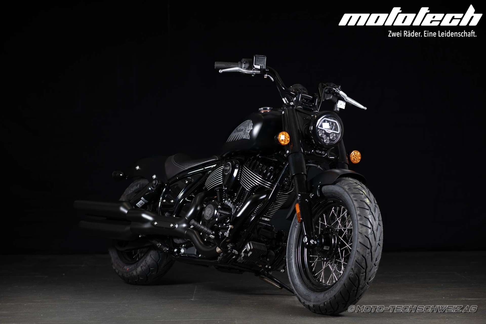 INDIAN Chief Bobber Dark Horse