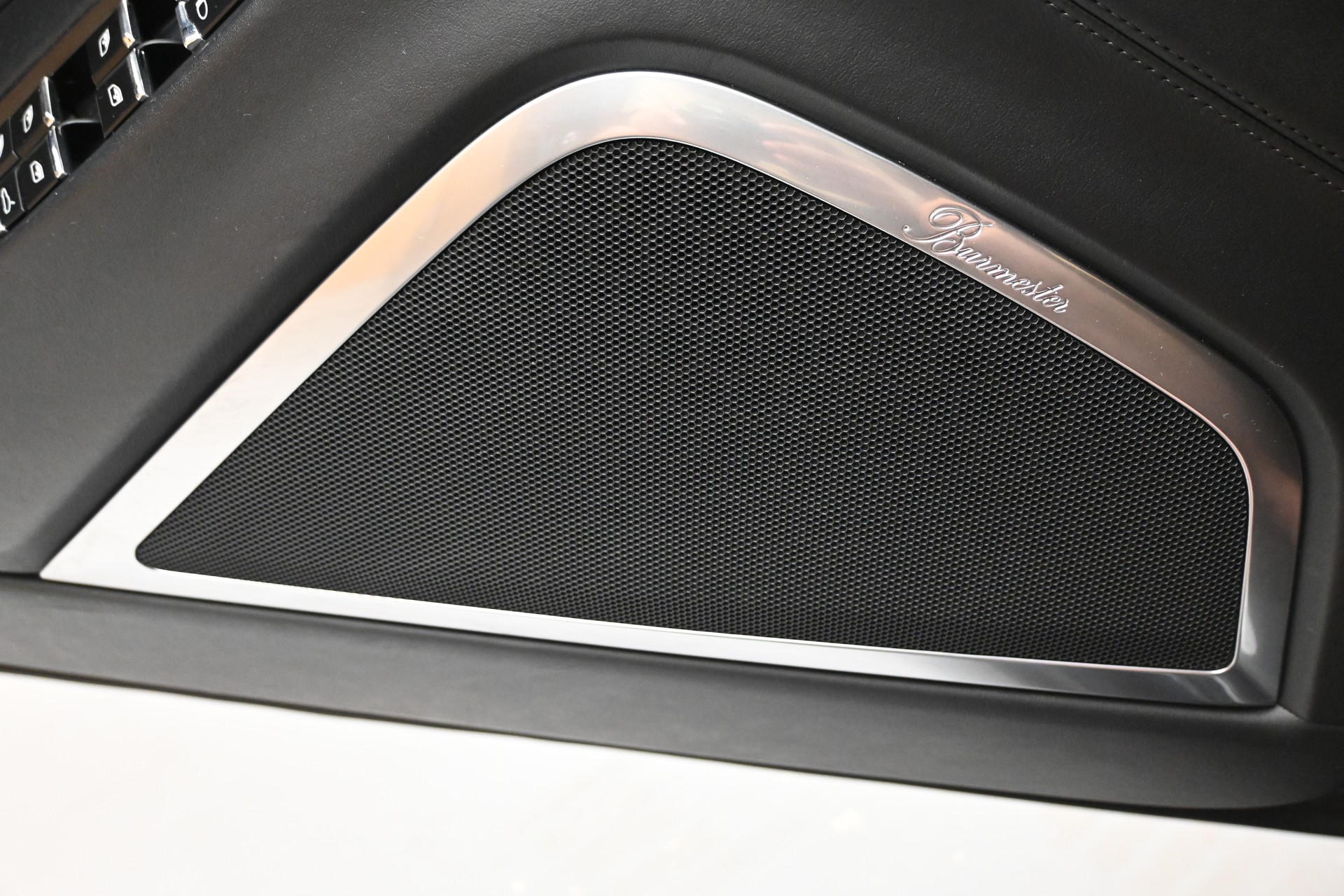 PORSCHE Panamera 4.8 V8 Turbo S PDK-image-17