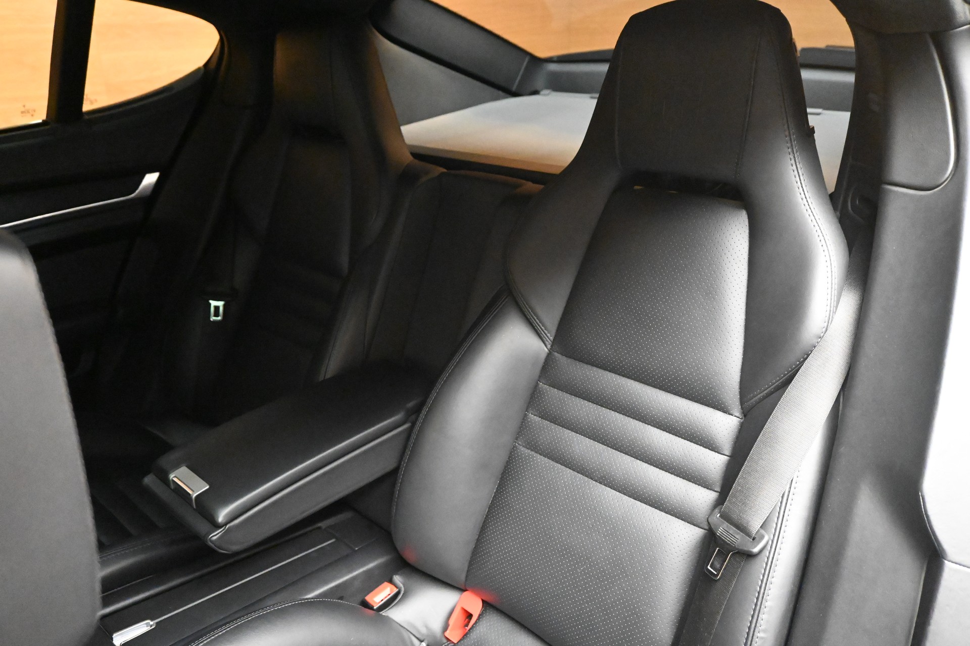 PORSCHE Panamera 4.8 V8 Turbo S PDK-image-6