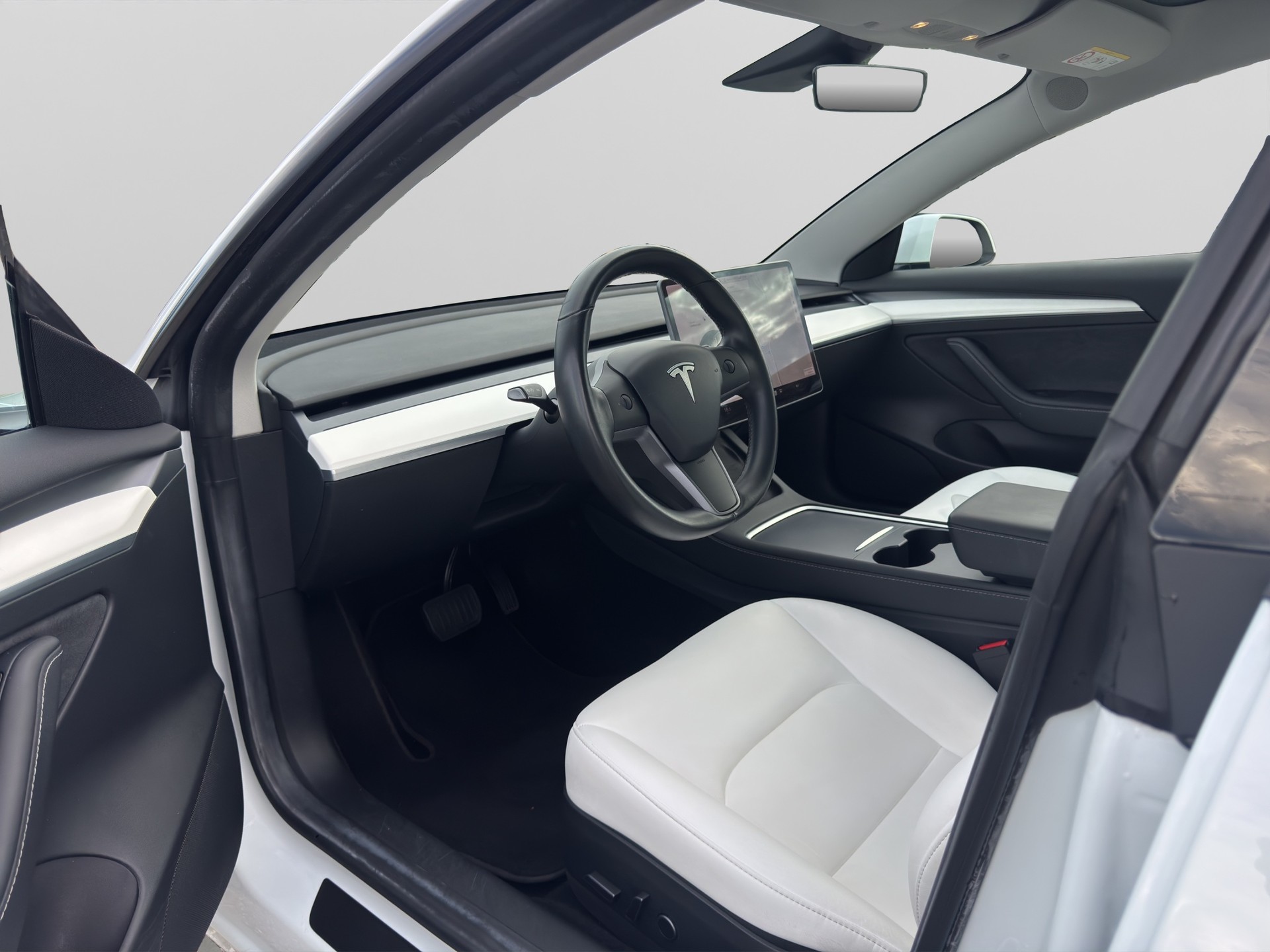 TESLA Model 3 Long Range Dual Motor AWD-image-8