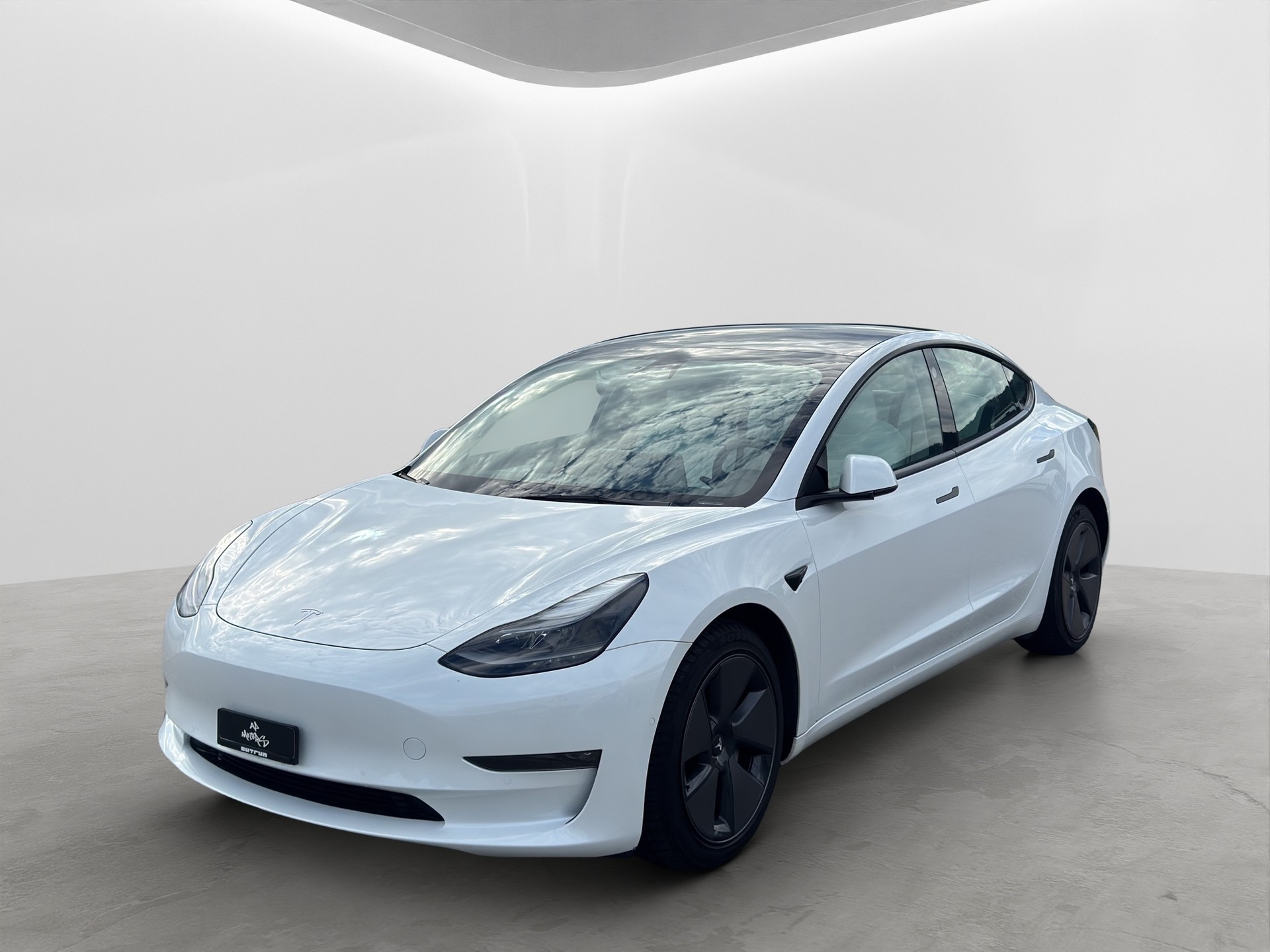 TESLA Model 3 Long Range Dual Motor AWD-image-2