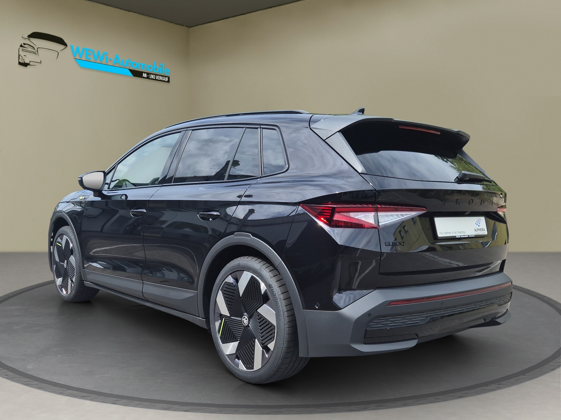 SKODA Elroq RS 4x4-image-2
