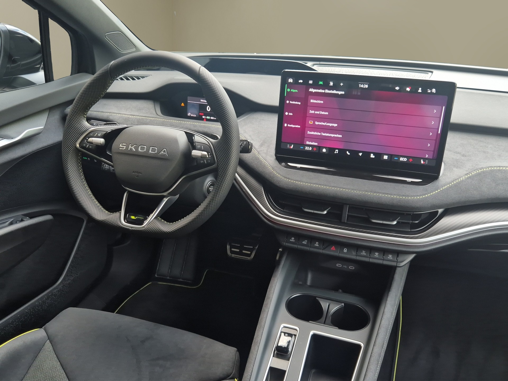 SKODA Elroq RS 4x4-image-17