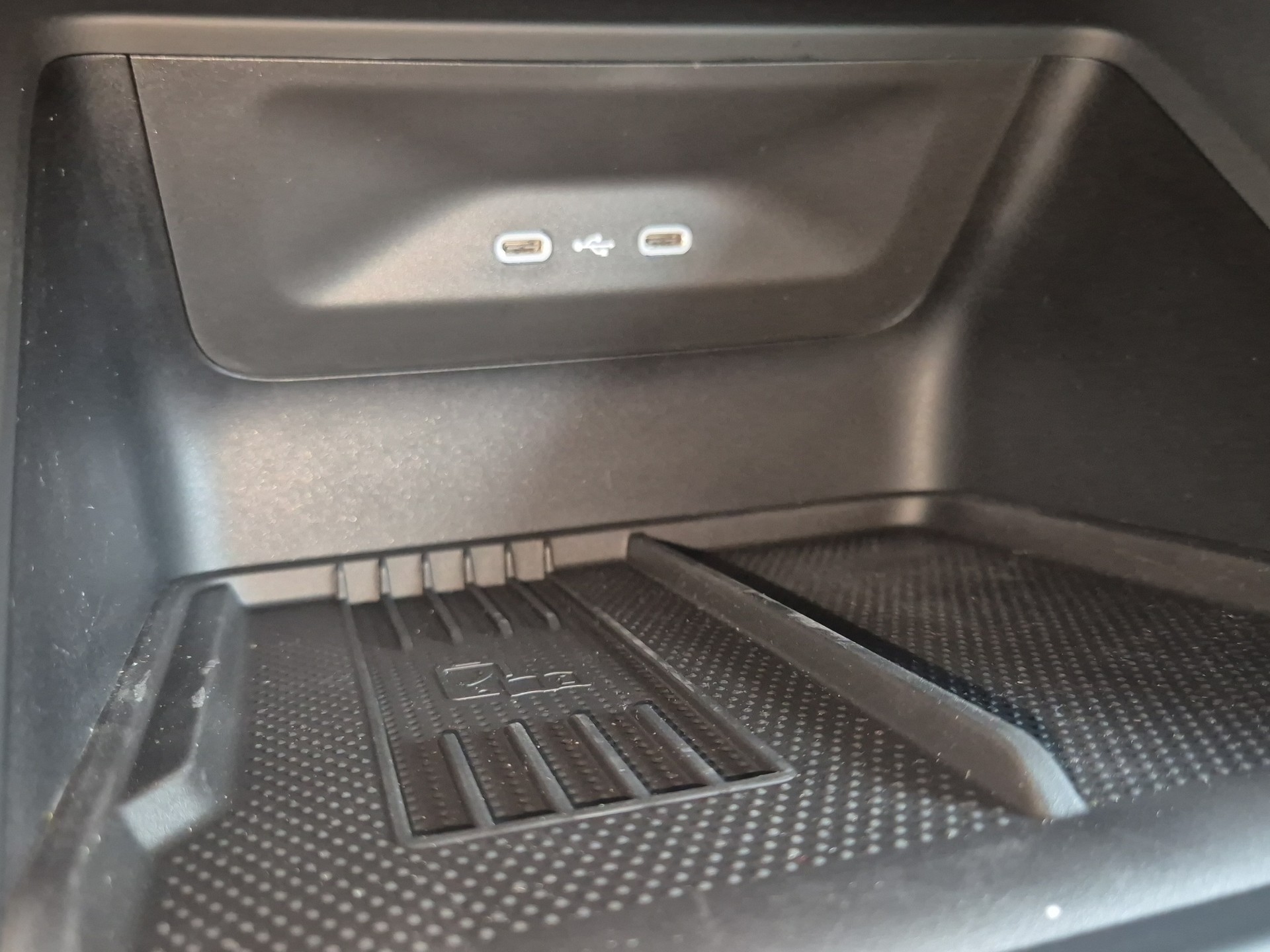 SKODA Elroq RS 4x4-image-18