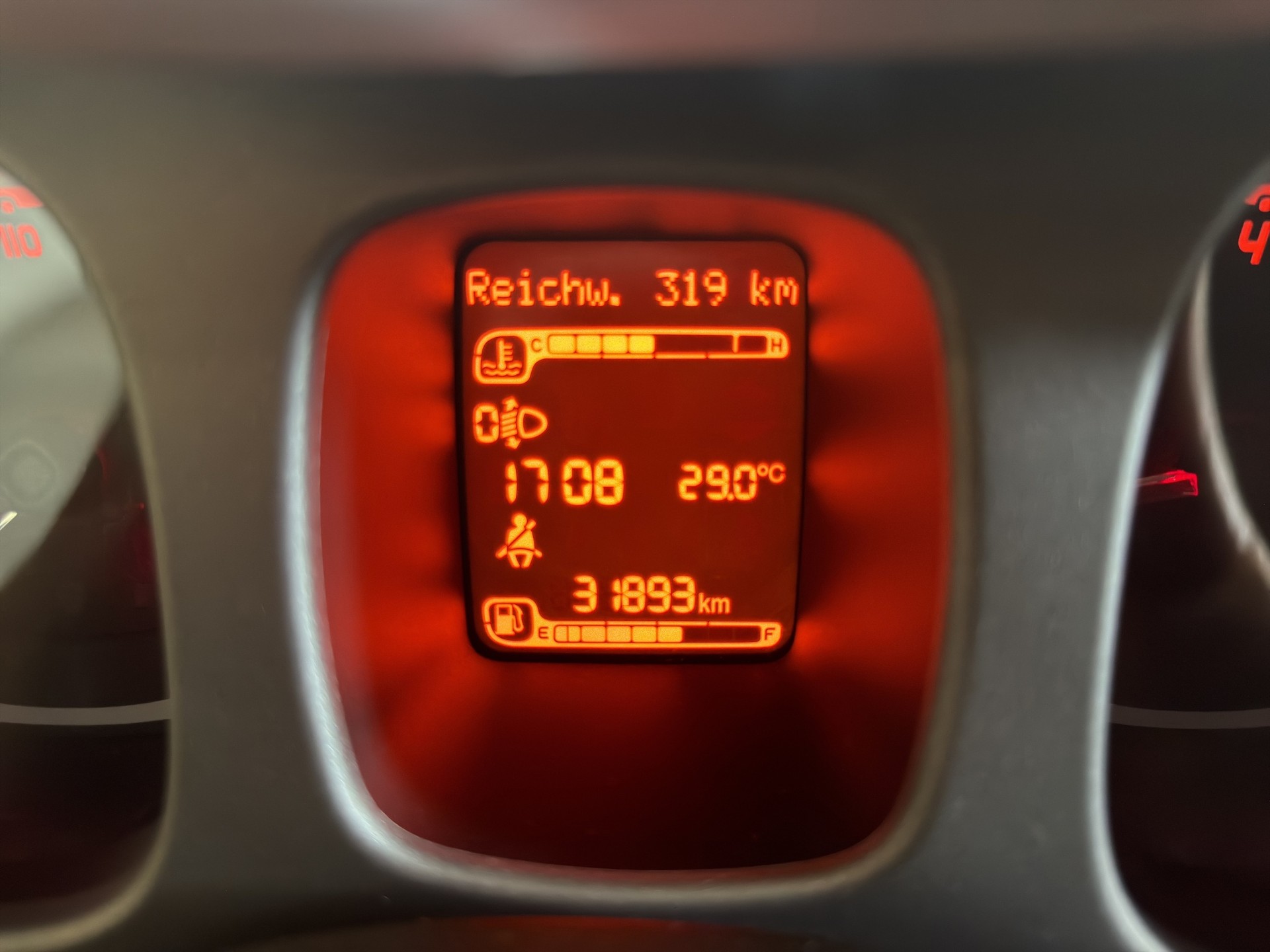FIAT Panda 0.9 Twinair Turbo Cross 4x40 4x4*TOP ZUSTAND*MODELL 2024*NUR 32000 KM*-image-10