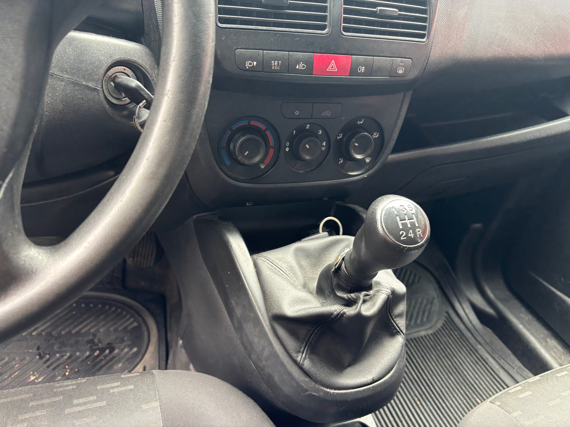 OPEL Combo 1.3 CDTI 2.4 L1H1-image-3