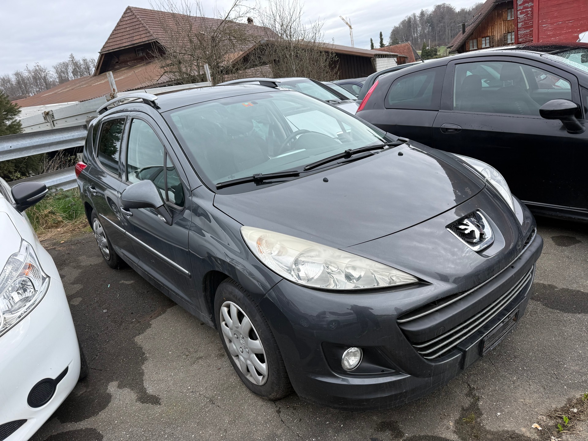 PEUGEOT 207 1.4 16V Sport-image-1