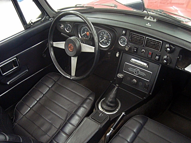 MG Cabrio-image-15