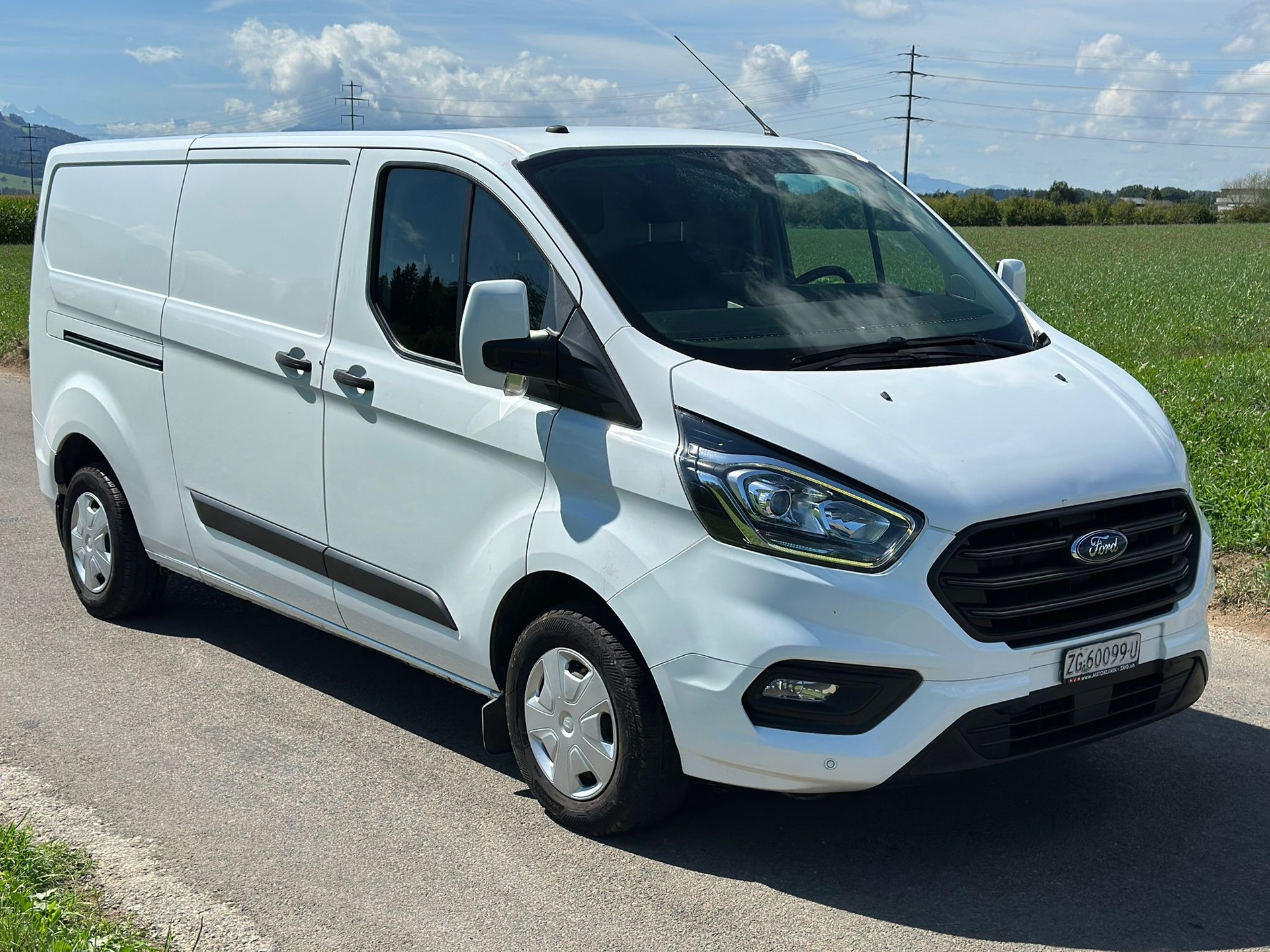 FORD Transit Custom Van 300 L2H1 Trend-showroom-element-3