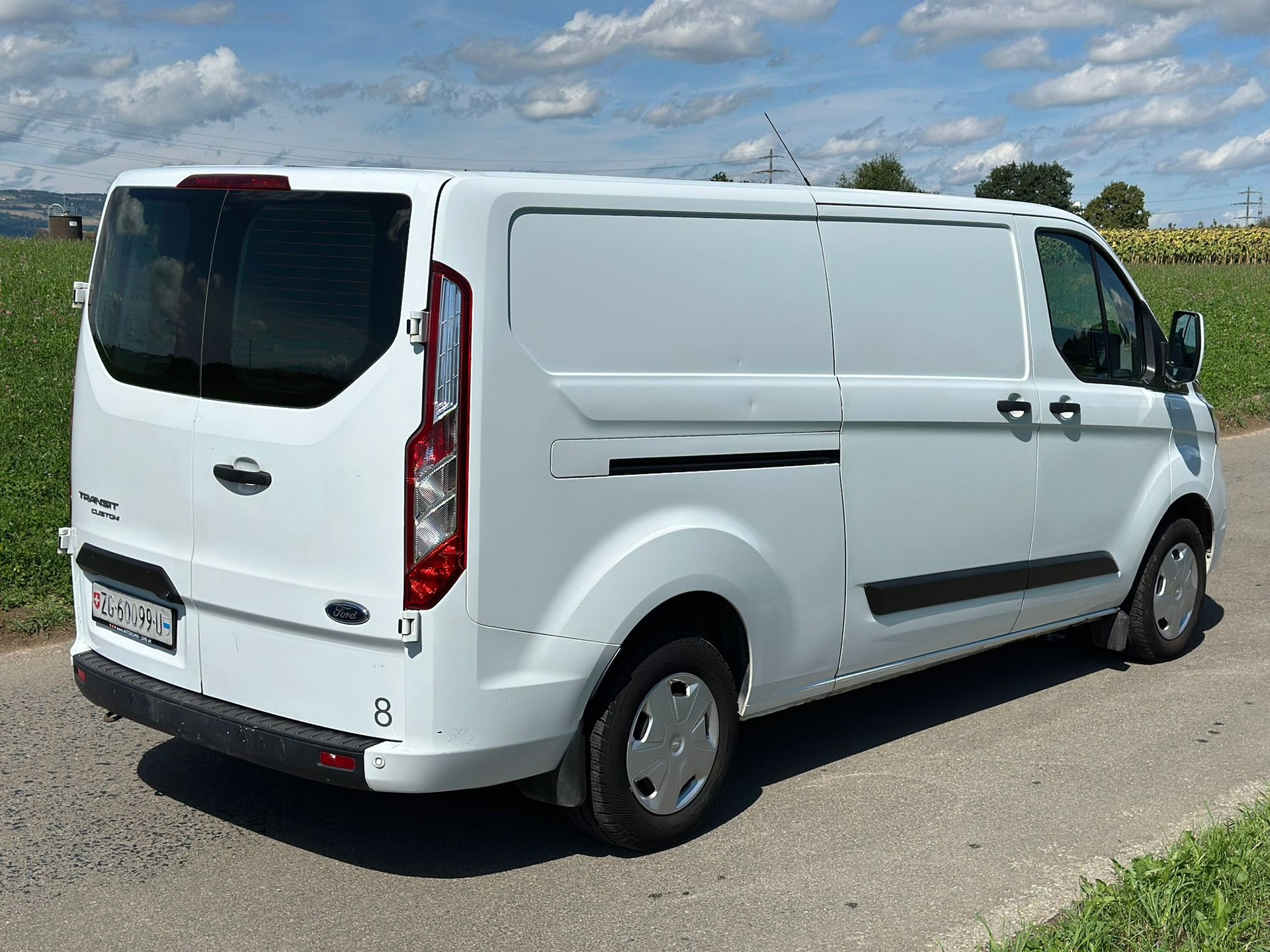 FORD Transit Custom Van 300 L2H1 Trend-image-5