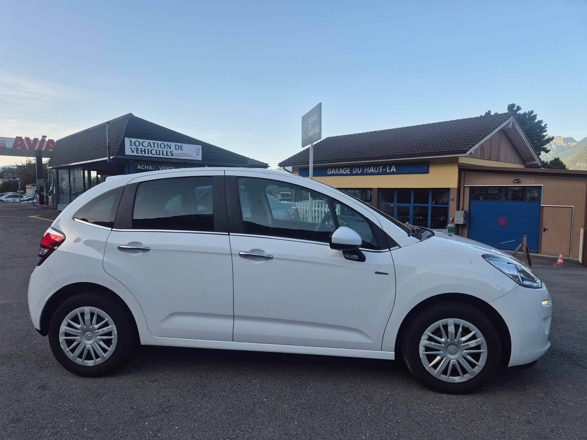 CITROEN C3 1.2i Exclusive-image-5