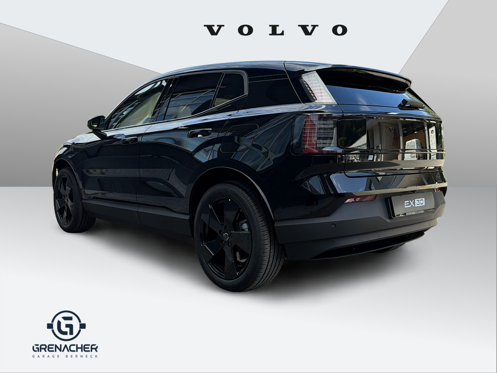 VOLVO EX30 E60 Plus Swiss Black Edition-image-2