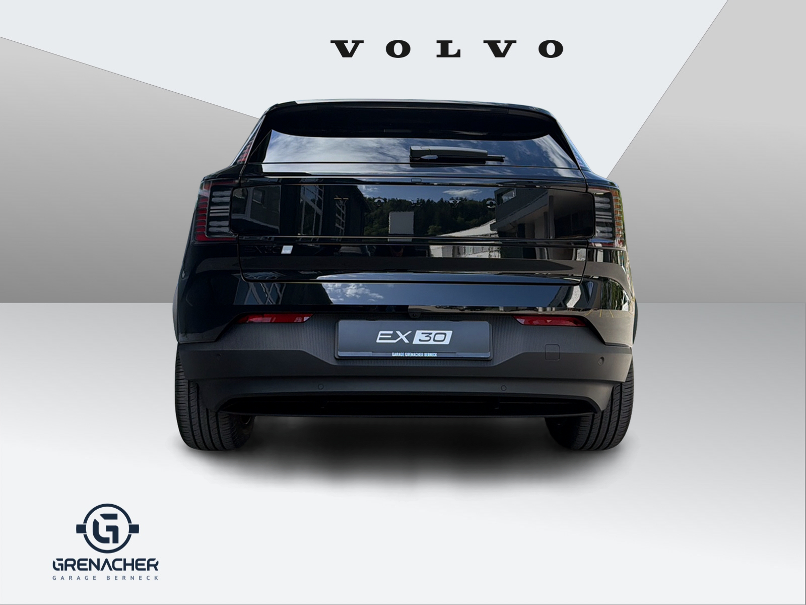 VOLVO EX30 E60 Plus Swiss Black Edition-image-7