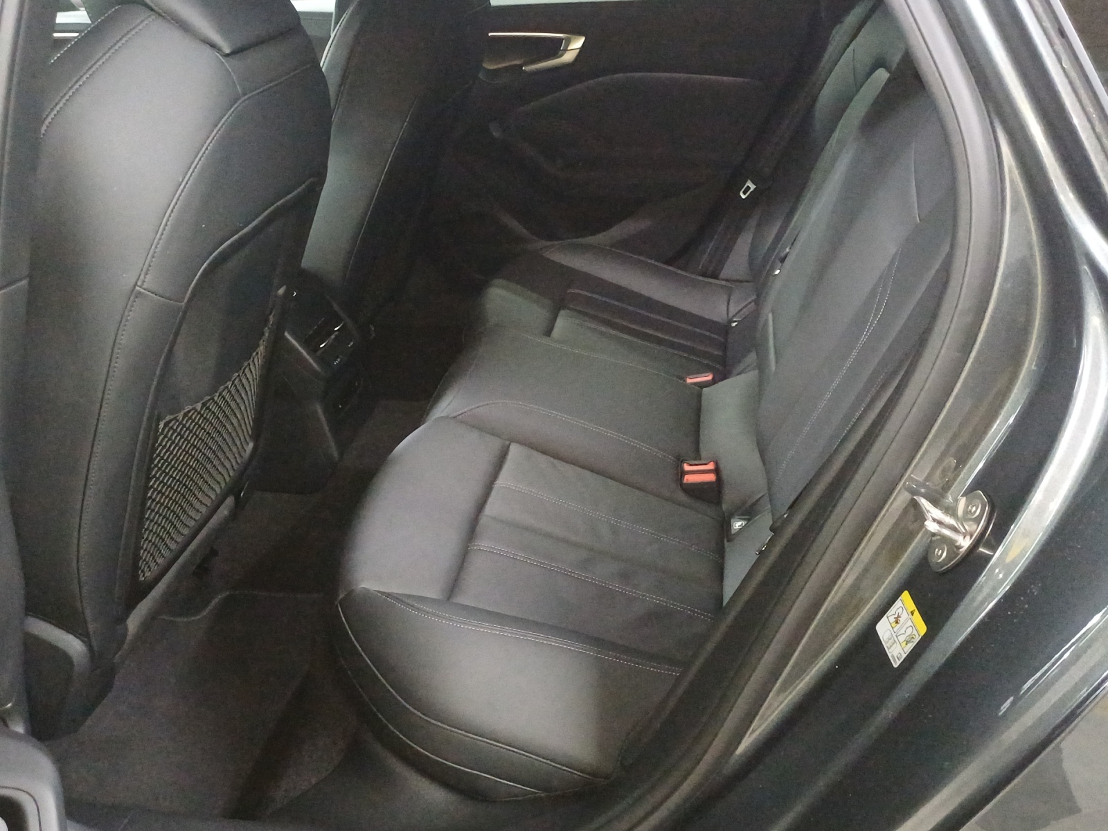 AUDI A5 Avant TFSI quattro 150 kW S tronic-image-11