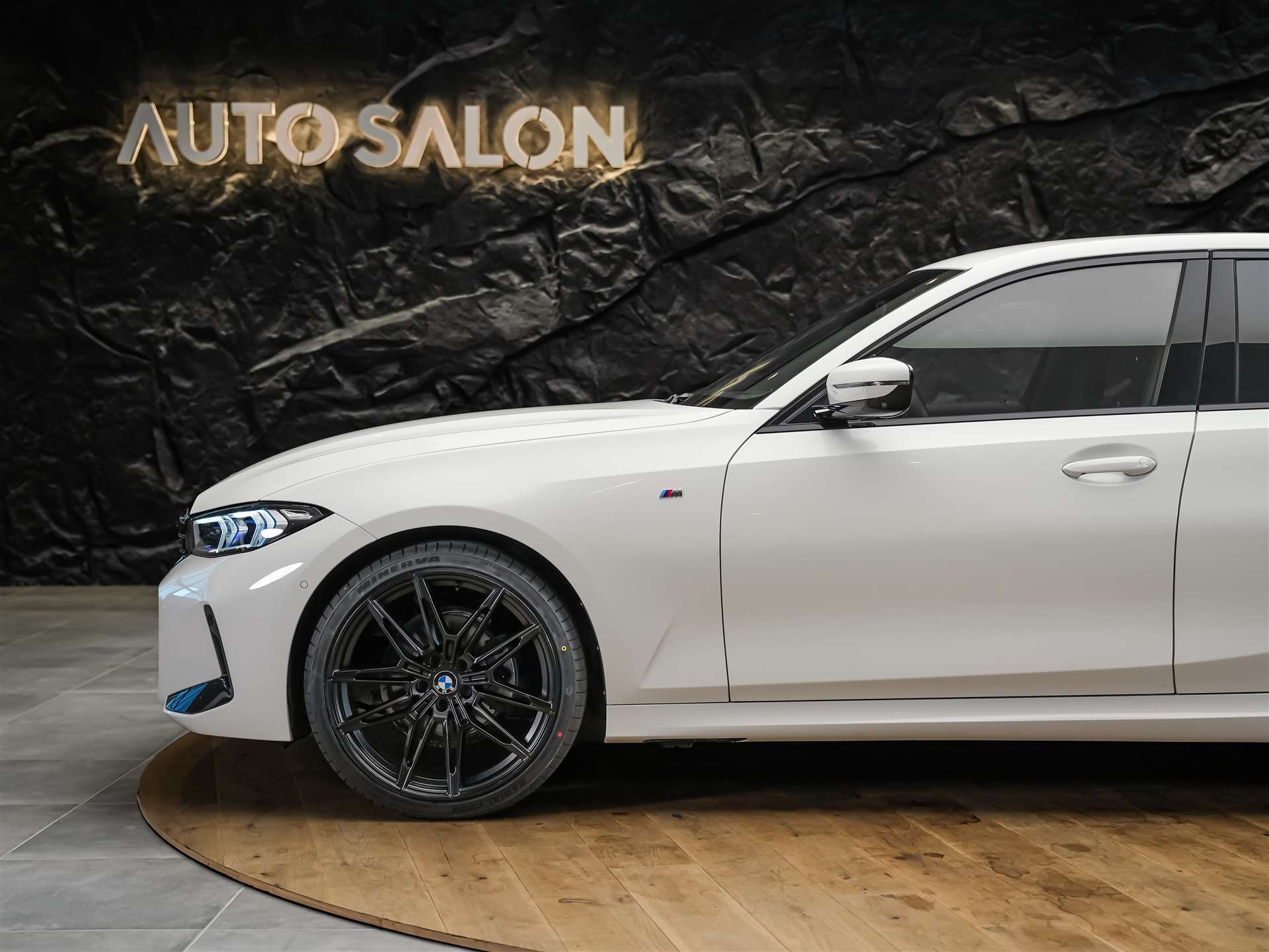 BMW 320i xDrive Steptronic M Sport *Facelift*20" Felgen*Werksgarantie*Head-Up*Assistenten*-image-15
