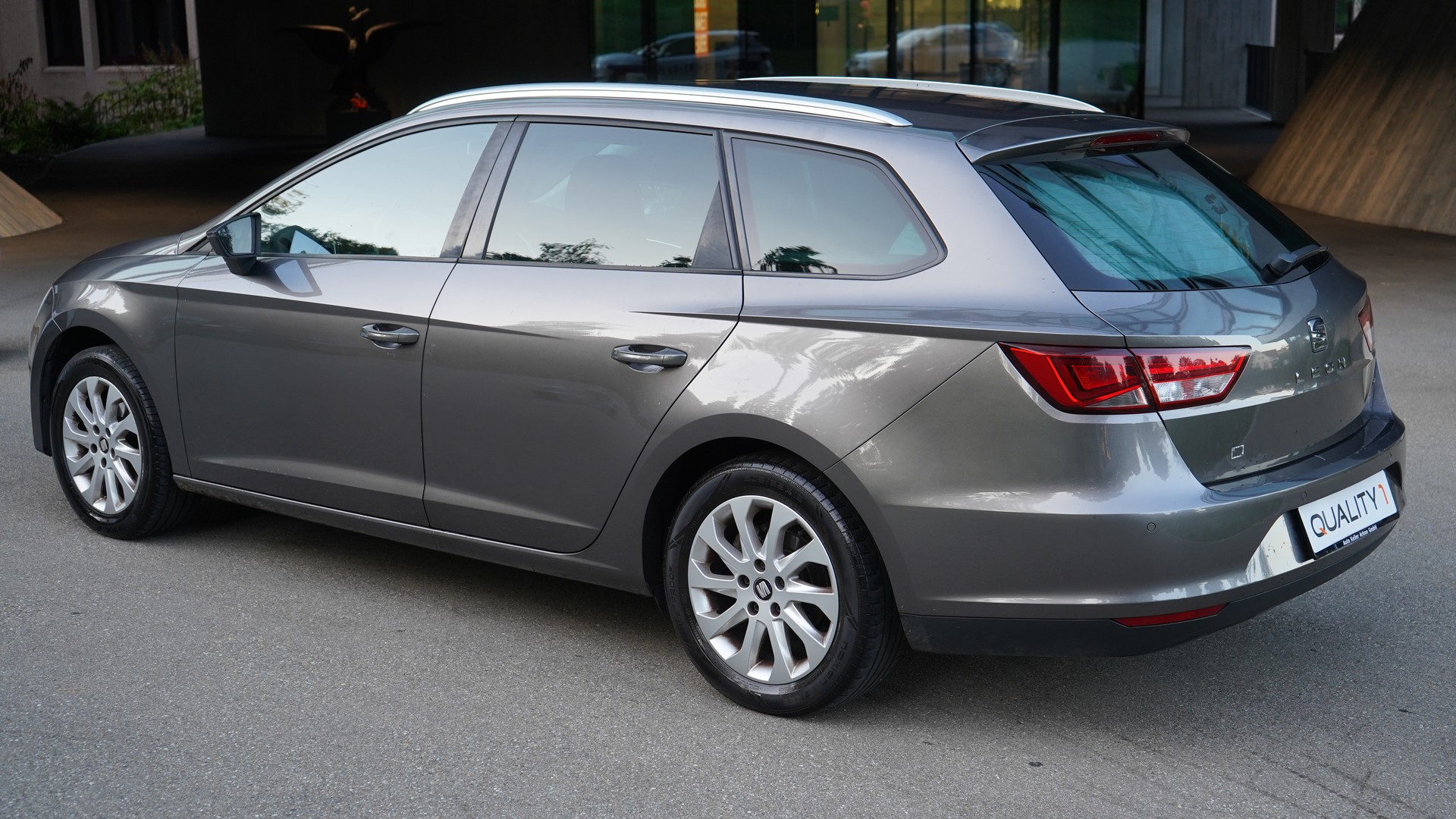 SEAT Leon 1.2 TSI-image-2